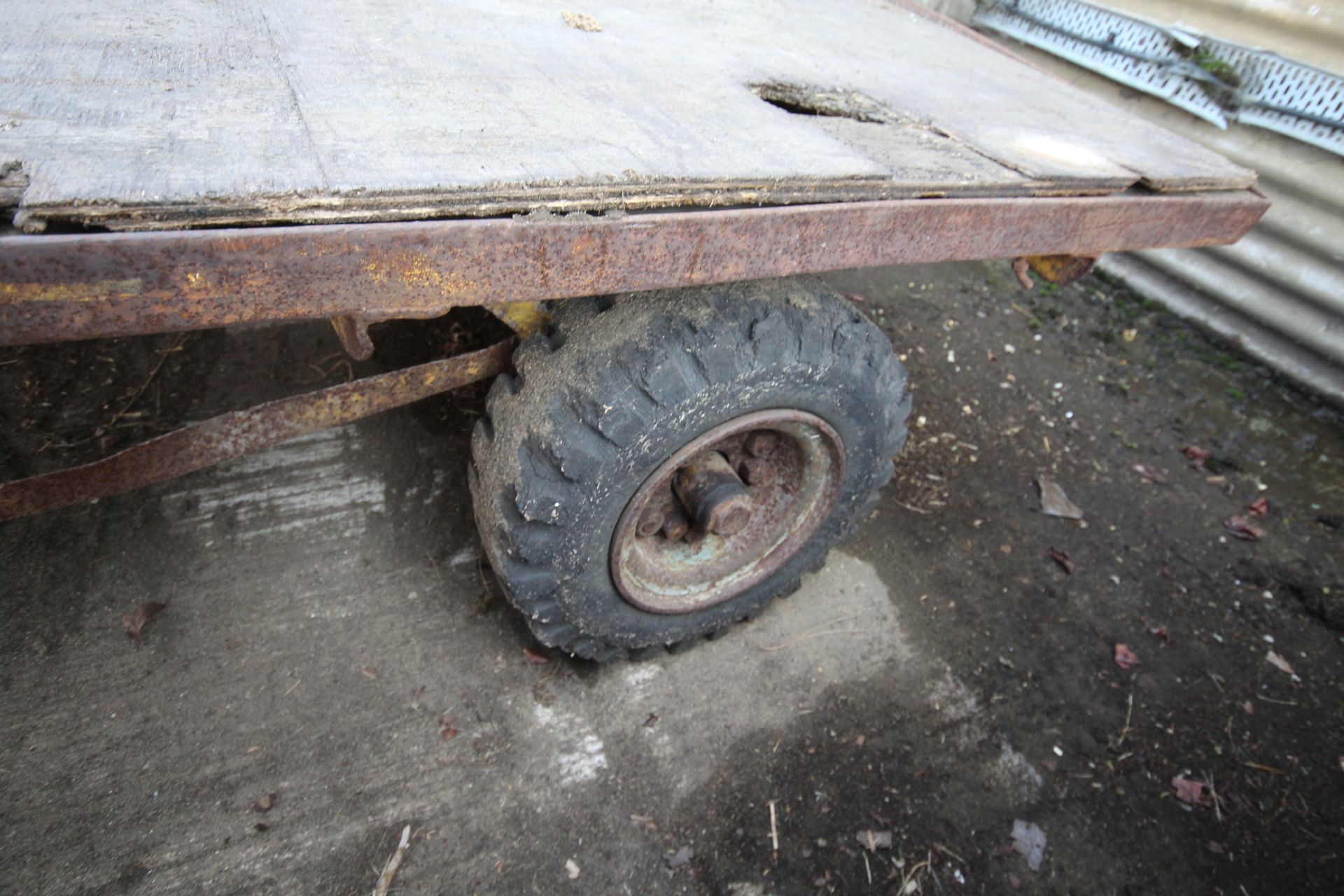4-wheel turntable factory trailer. With solid tyres. - Image 10 of 14
