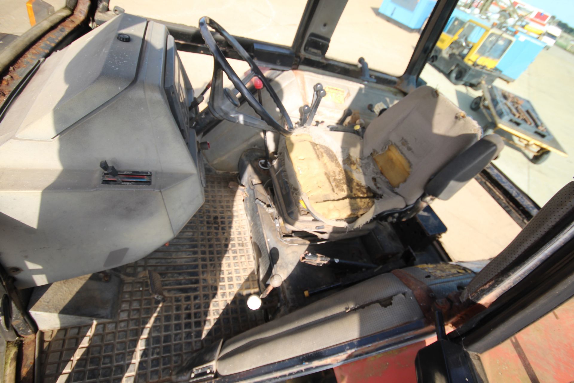 Case International 1594 2WD tractor. Registration D855 DDX. Date of first registration 06/05/1987. - Image 56 of 76