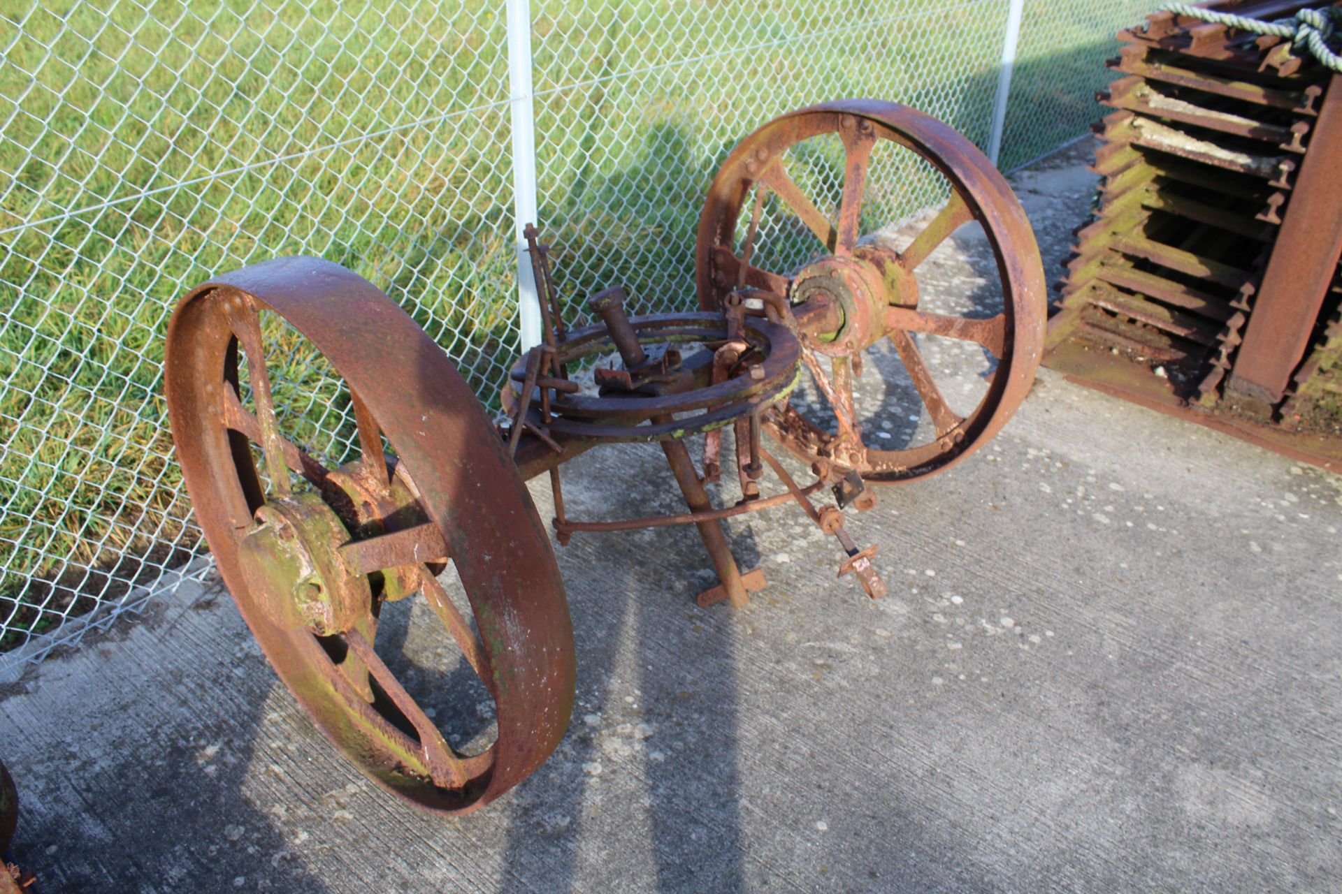 ** LOT WITHDRAWN ** Pair of cast iron wheels on axle with turntable. Ex-straw pitcher. - Image 4 of 7