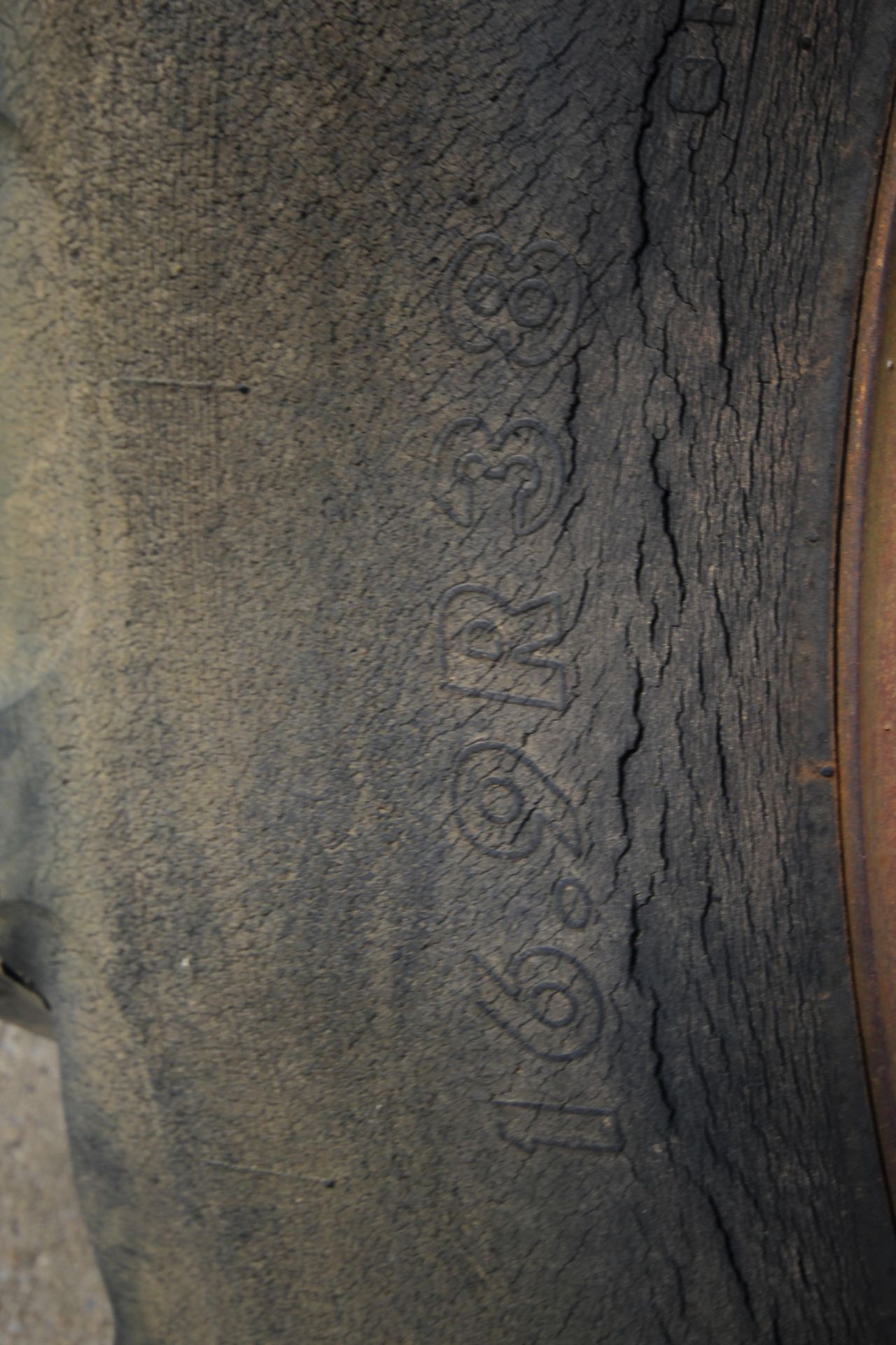 Case International 1594 2WD tractor. Registration D855 DDX. Date of first registration 06/05/1987. - Image 27 of 76