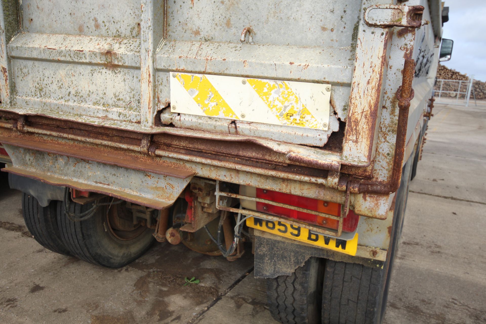 Scania 114c 340 8x4 32T rigid bulk tipper. Registration W659 BVW. Date of first registration 17/05/ - Image 38 of 97