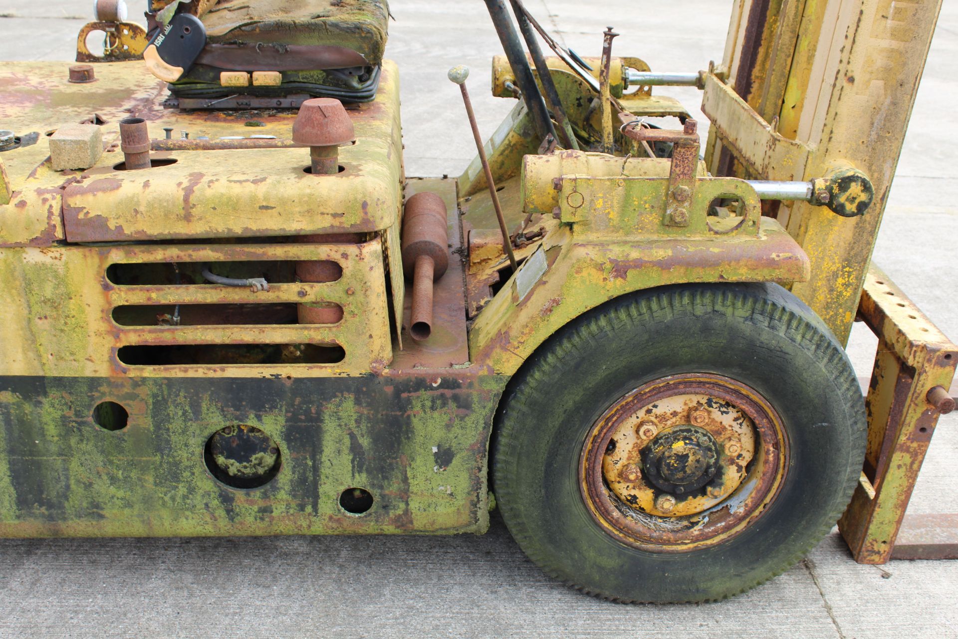 Hyster 80 8,000lb 2WD forklift. Serial number A5E1609. Registration XOM 678 (no paperwork). Date - Image 20 of 30