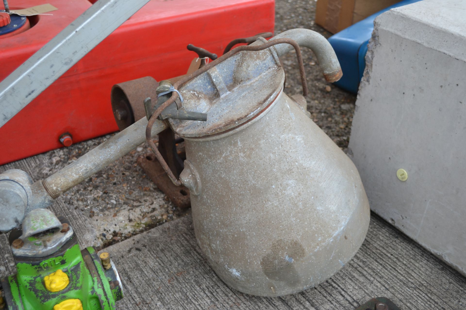 Simplex milking machine vacuum pump, cast iron bas - Image 4 of 5