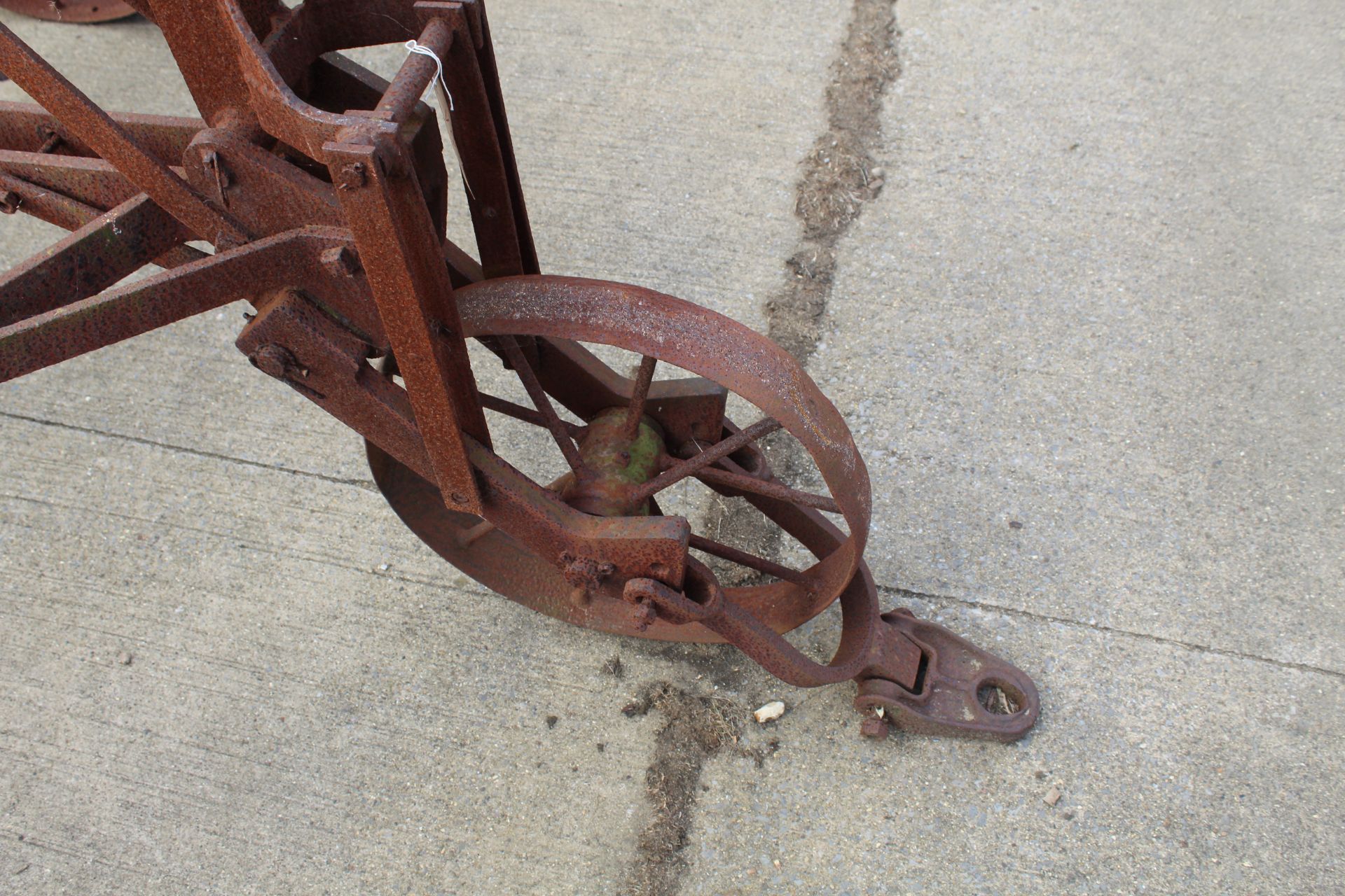 Ransomes C13C heavy trailed cultivator for crawler. - Image 5 of 20