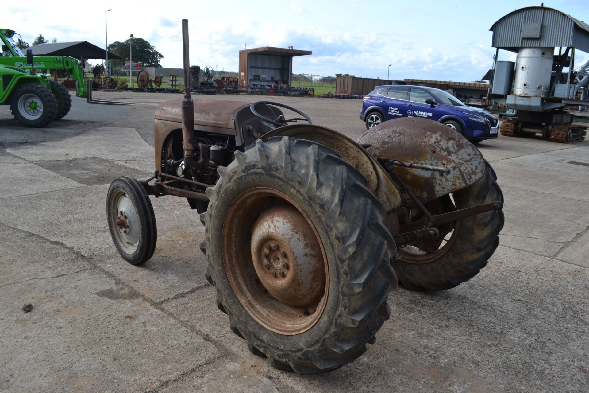 Ferguson TEA 20 2WD tractor. Serial number 183374. 1951. Registration CEB 212 (expired but with - Image 5 of 46