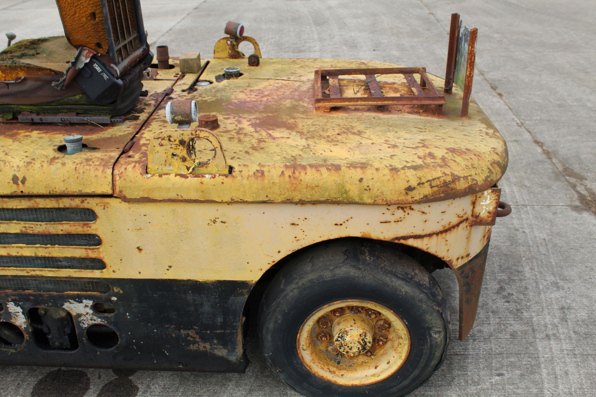 Hyster 80 8,000lb 2WD forklift. Serial number A5E1609. Registration XOM 678 (no paperwork). Date - Image 24 of 30