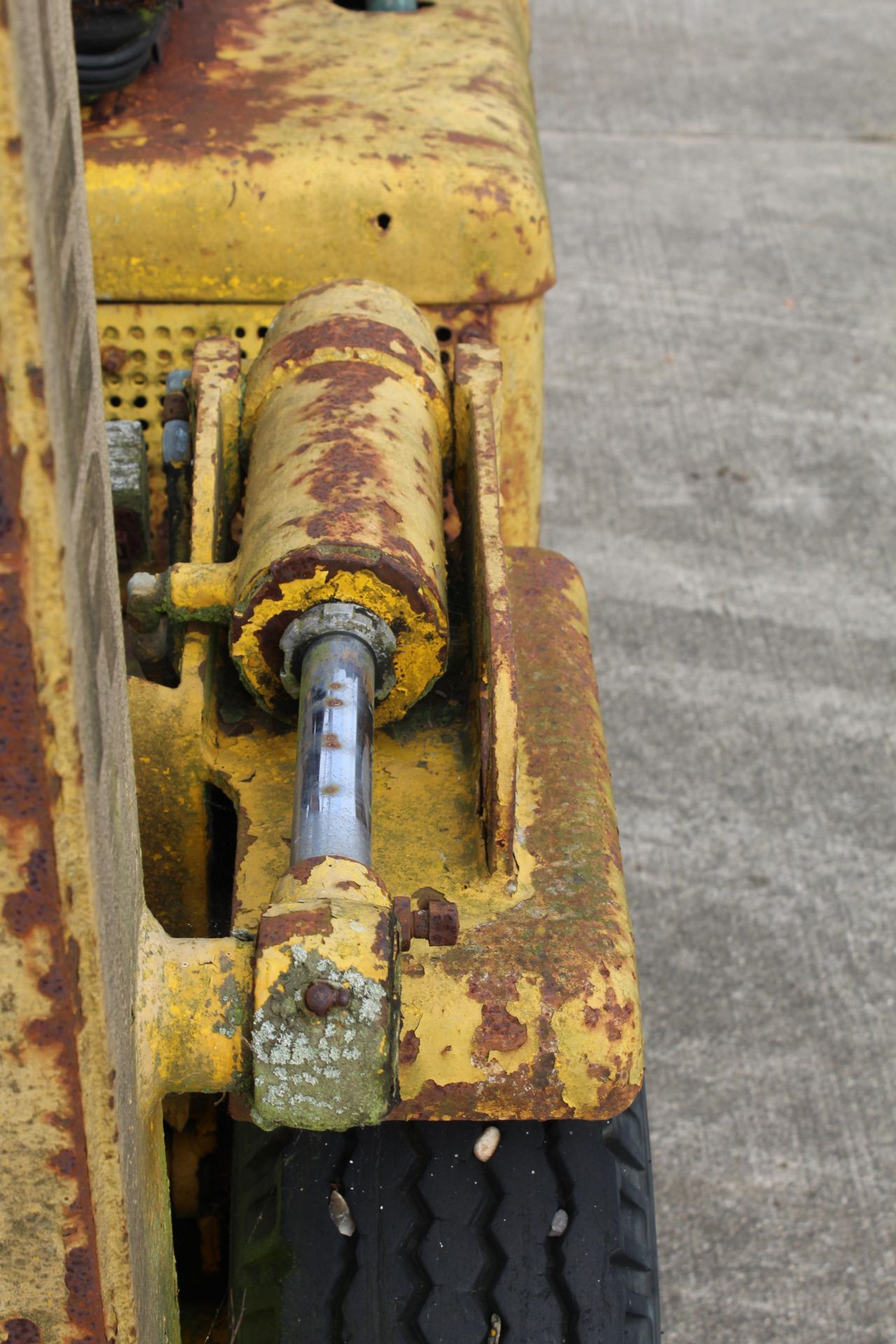 Hyster 80 8,000lb 2WD forklift. Serial number A5E1609. Registration XOM 678 (no paperwork). Date - Image 16 of 30