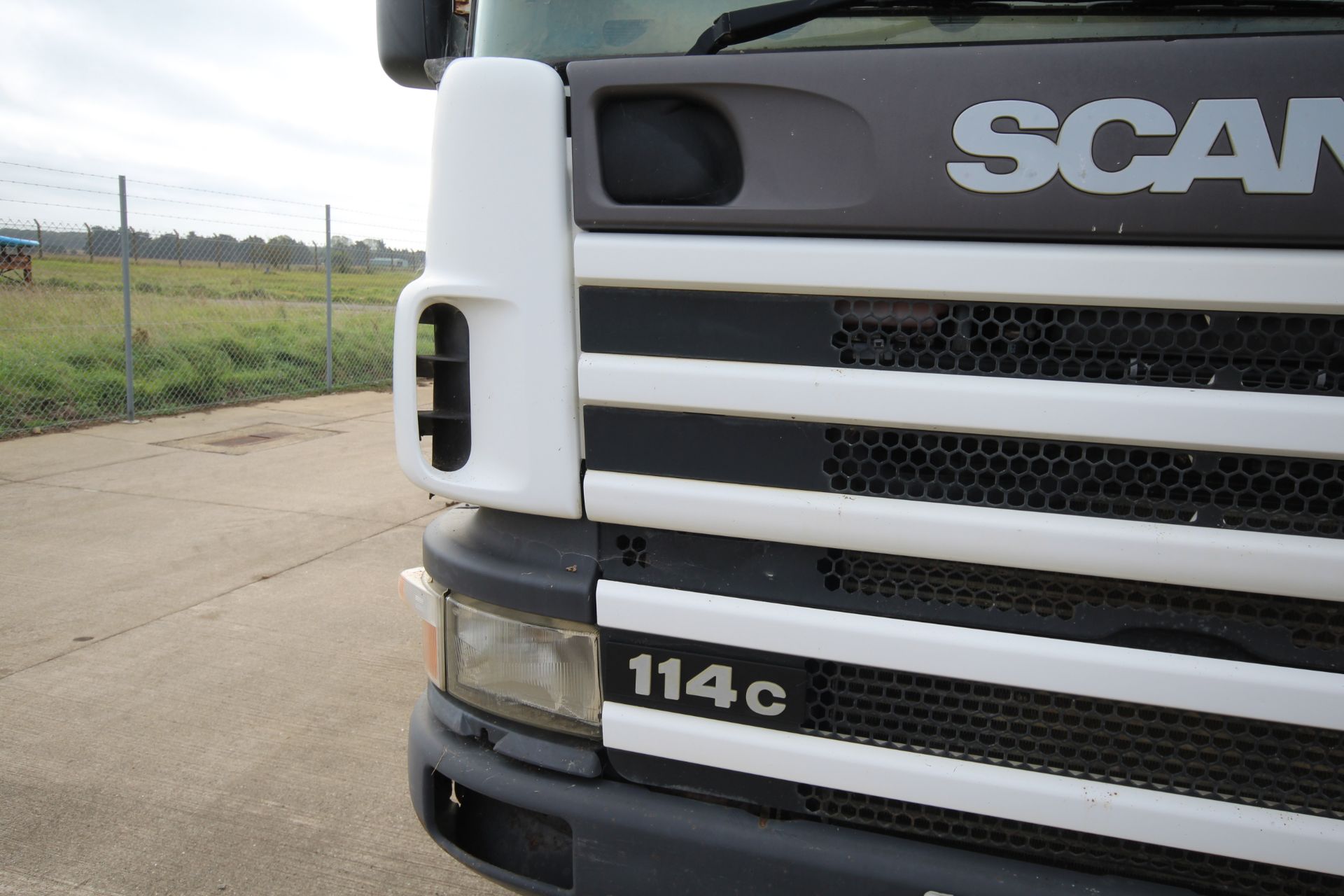 Scania 114c 340 8x4 32T rigid bulk tipper. Registration W659 BVW. Date of first registration 17/05/ - Image 7 of 97