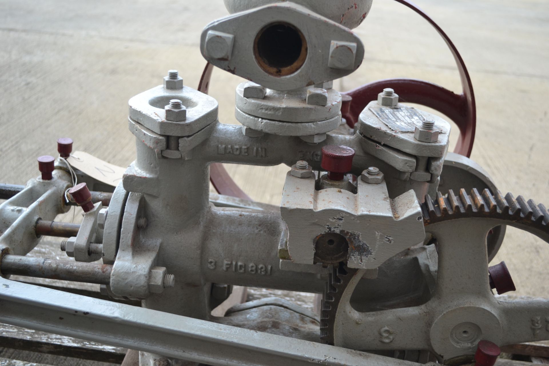 Joseph Evans 3in water pump with flat belt drive. - Image 7 of 11