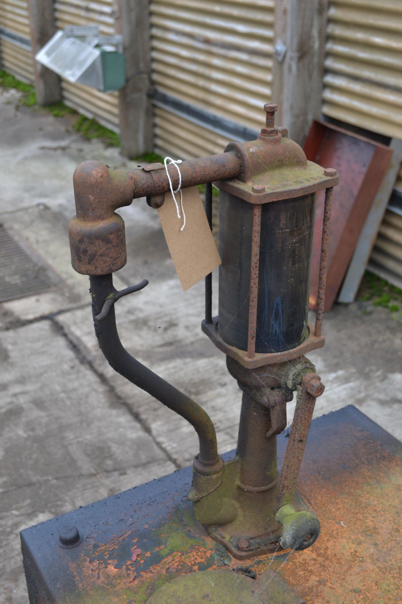 Castrol oil tank and pump. - Image 7 of 7