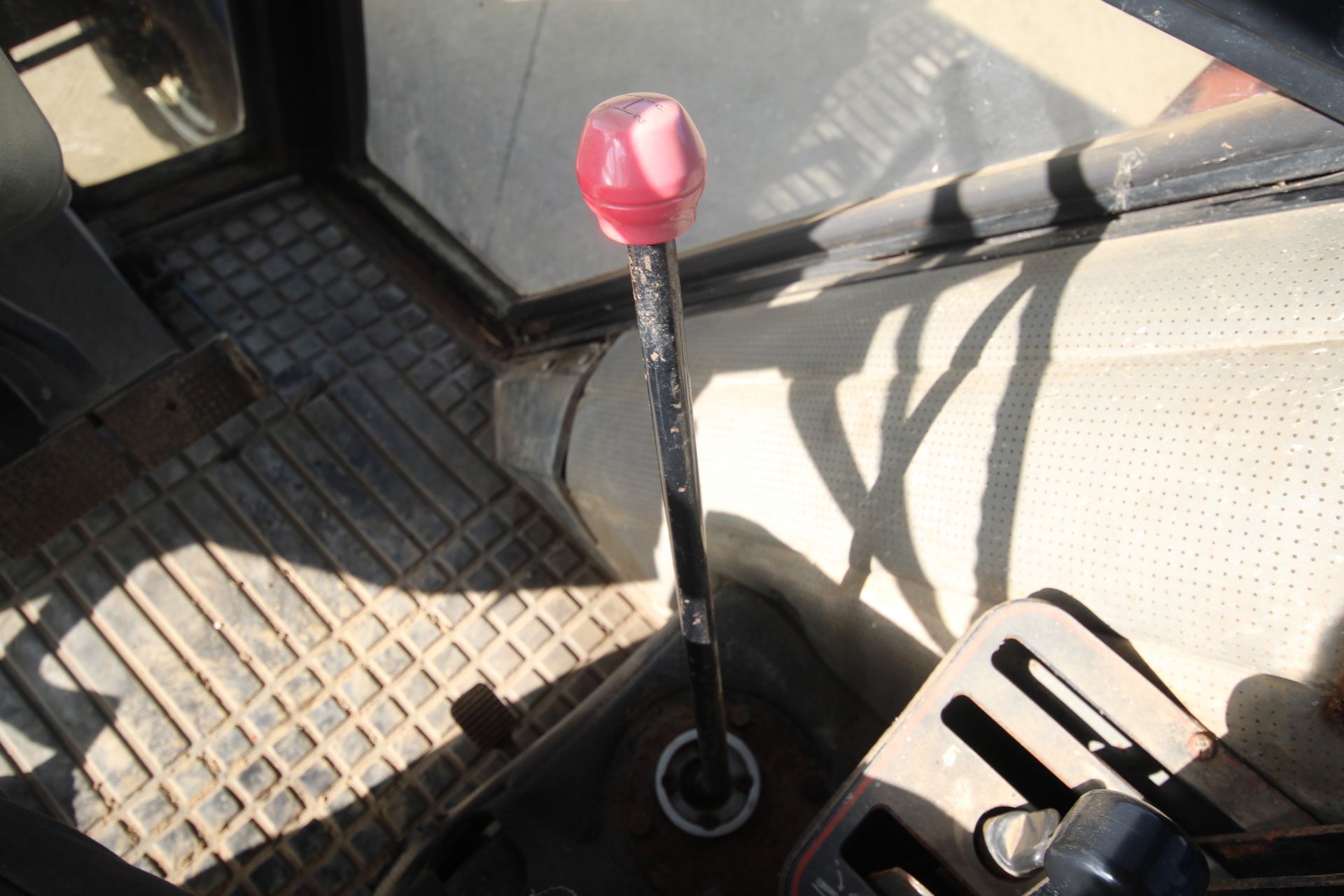 Case International 1594 2WD tractor. Registration D855 DDX. Date of first registration 06/05/1987. - Image 65 of 76