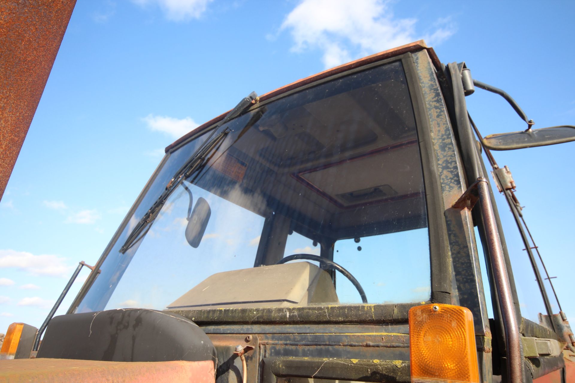 Case International 1594 2WD tractor. Registration D855 DDX. Date of first registration 06/05/1987. - Image 19 of 76