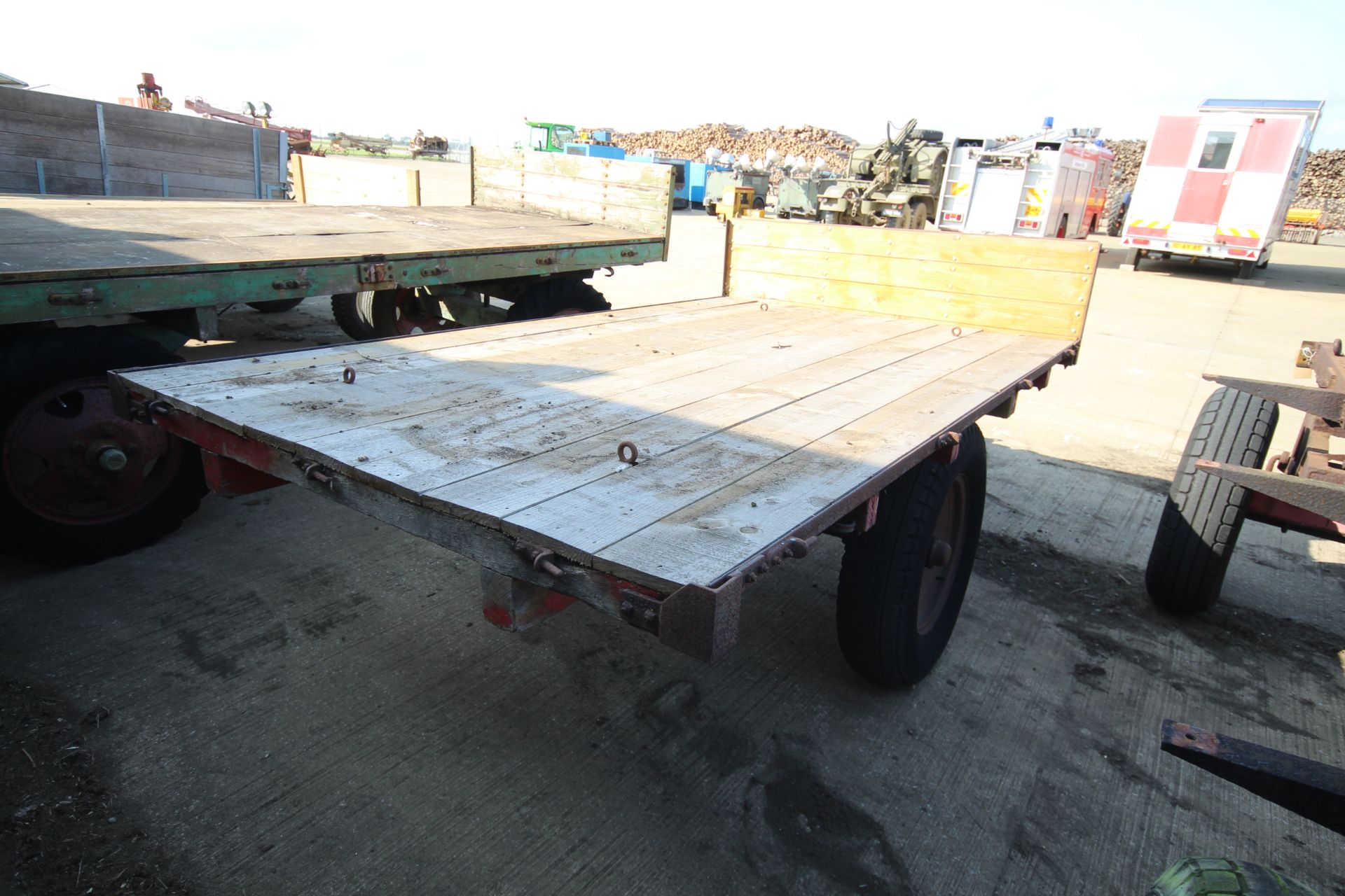 Single axle wooden chassis tipping trailer. - Image 3 of 18