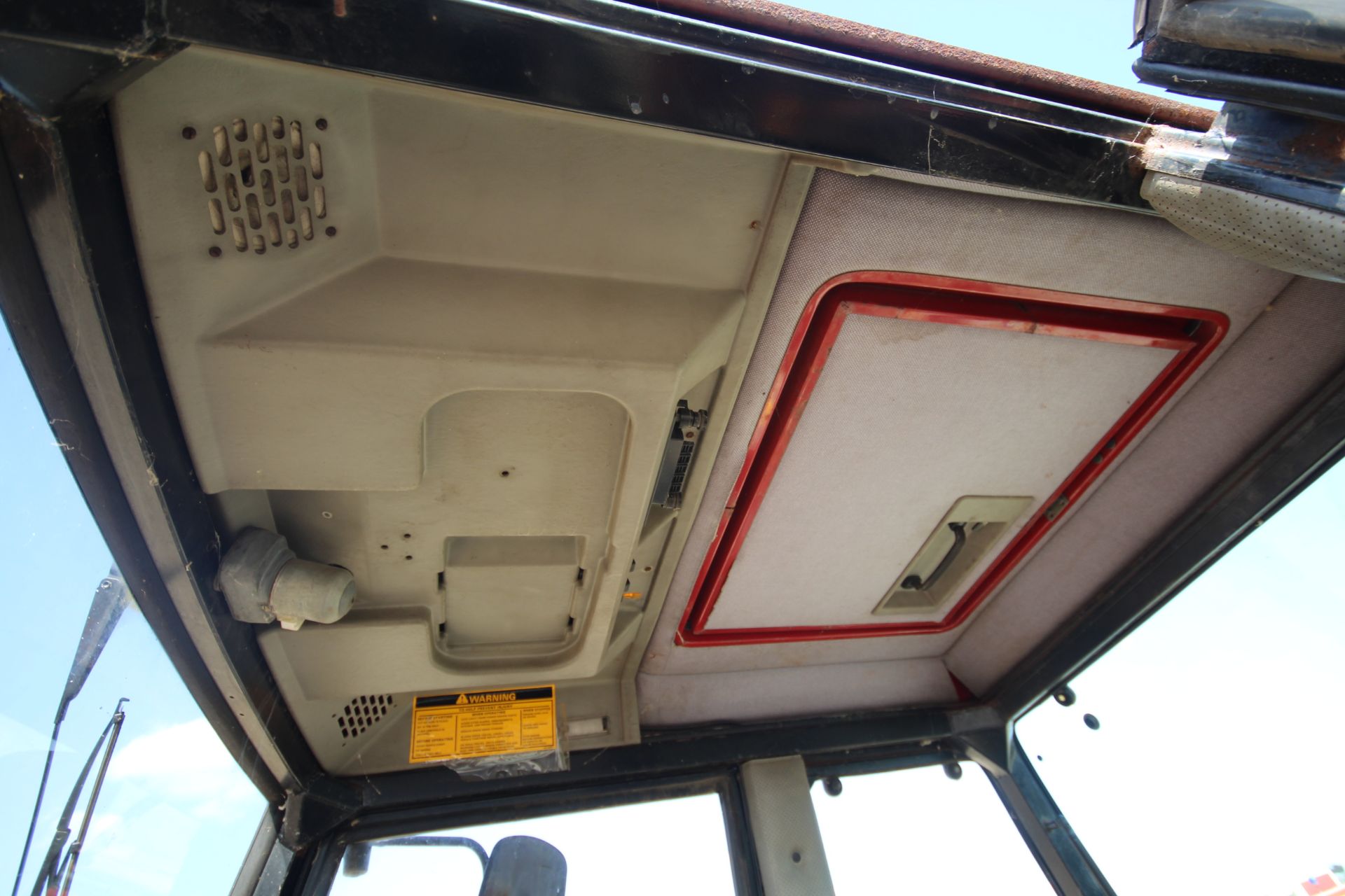 Case International 1594 2WD tractor. Registration D855 DDX. Date of first registration 06/05/1987. - Image 57 of 76