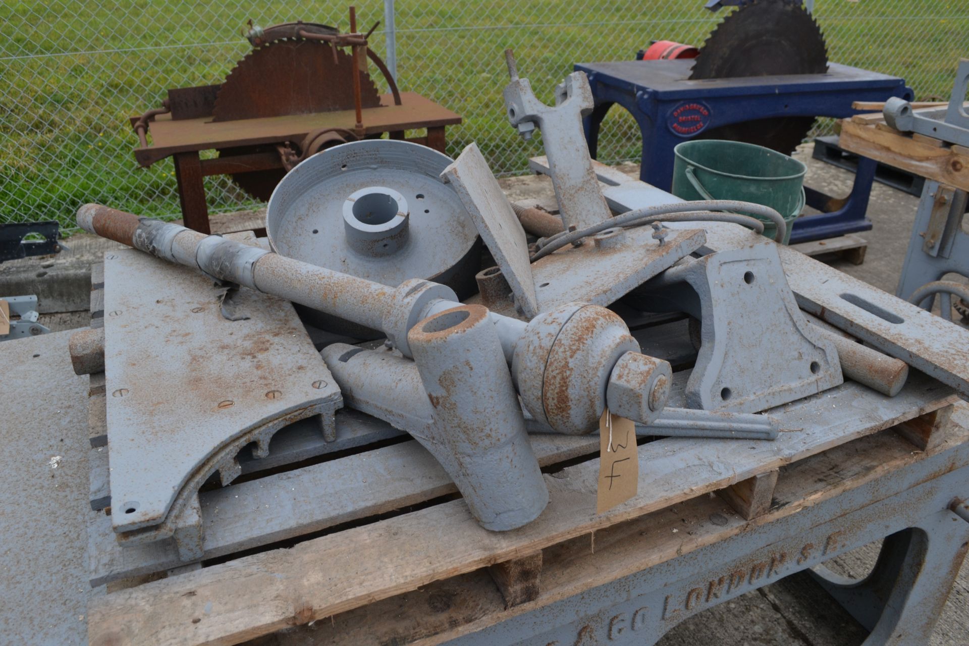 Large F W Reynolds & Co London static saw bench base. With parts. - Image 5 of 5