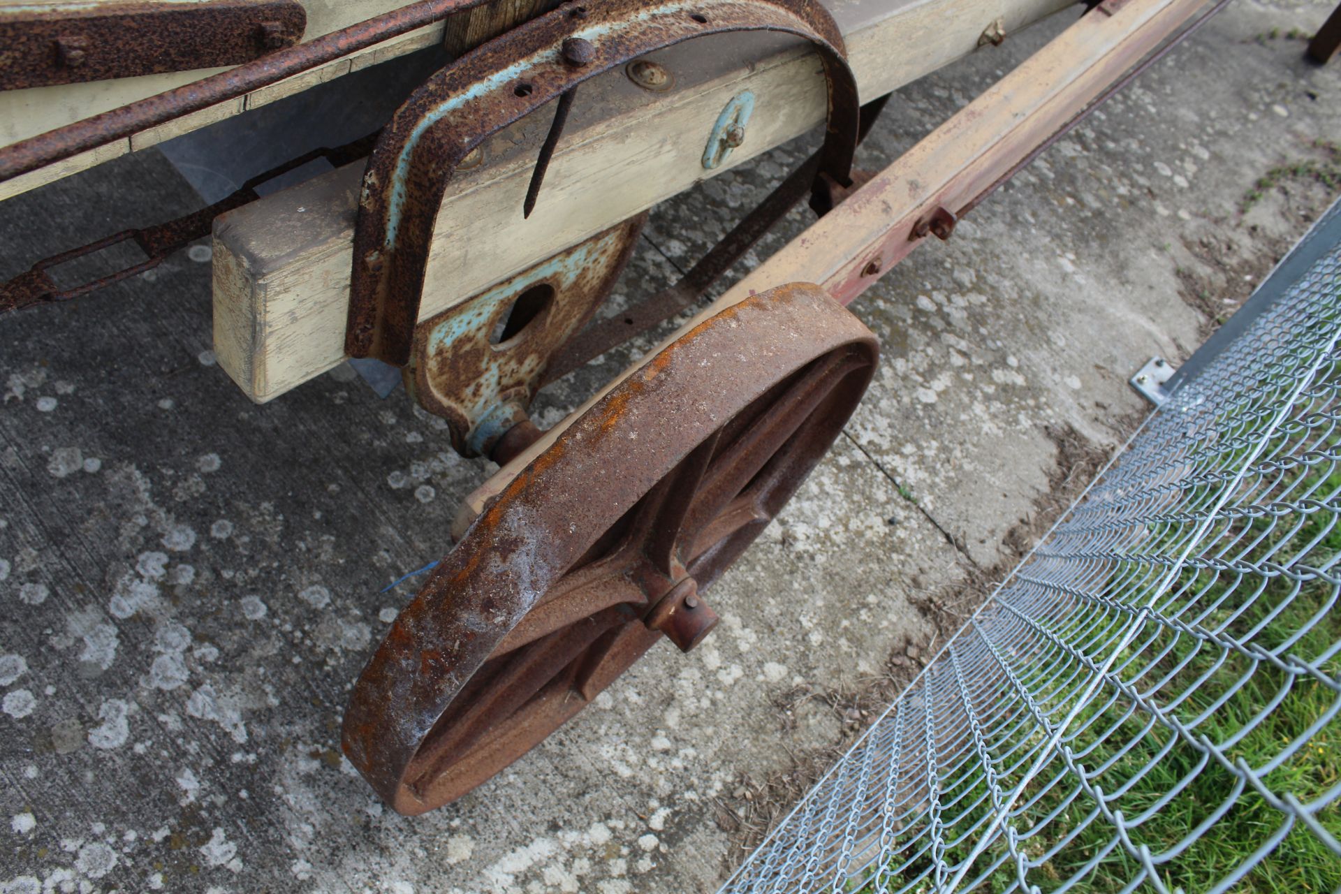 Cooks straw elevator. Dry stored. - Image 23 of 24