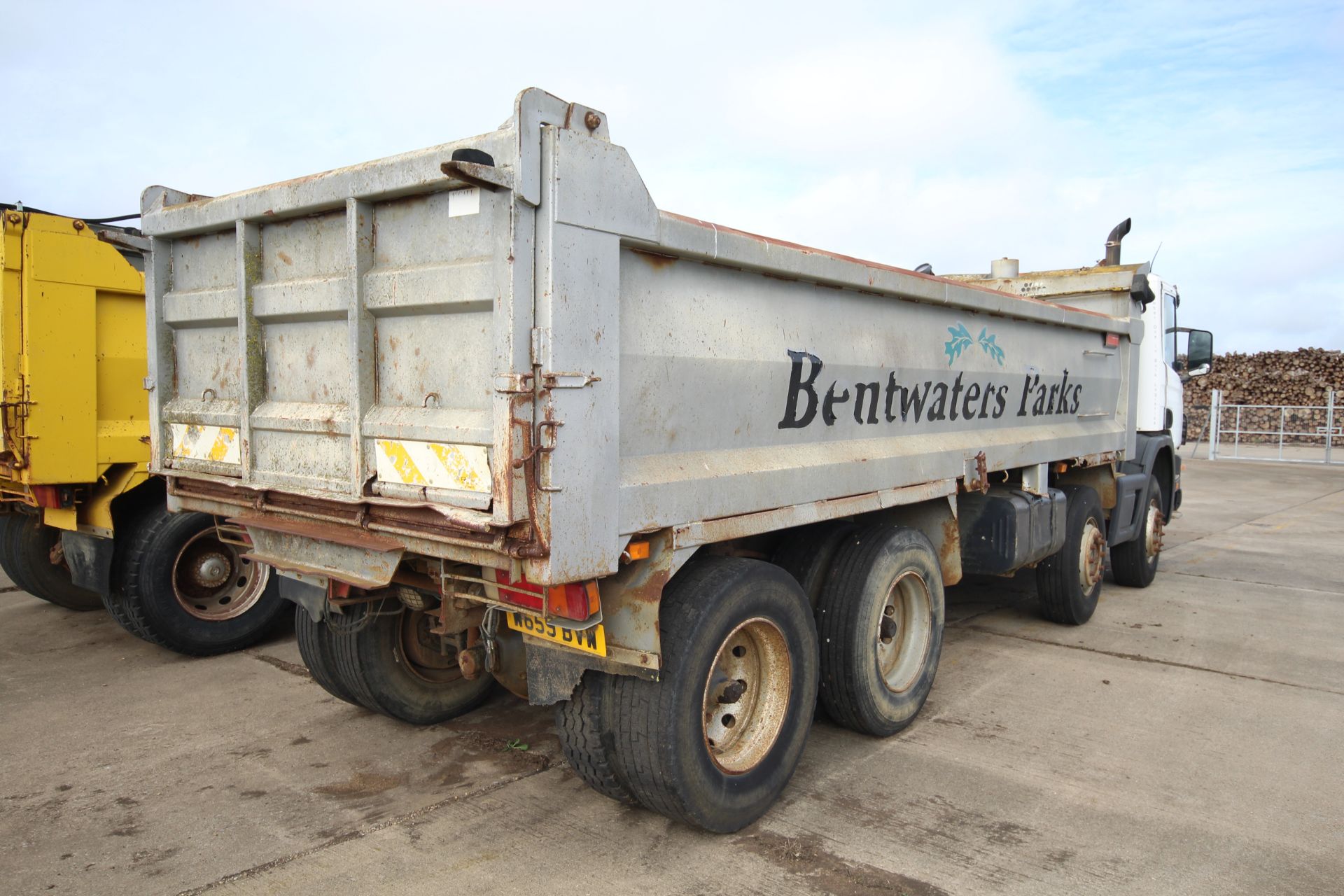 Scania 114c 340 8x4 32T rigid bulk tipper. Registration W659 BVW. Date of first registration 17/05/ - Image 2 of 97