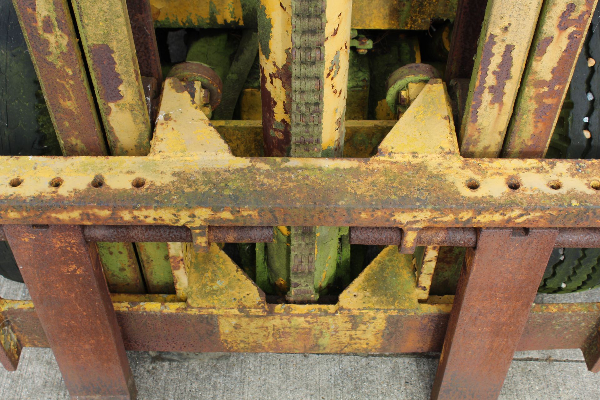 Hyster 80 8,000lb 2WD forklift. Serial number A5E1609. Registration XOM 678 (no paperwork). Date - Image 10 of 30