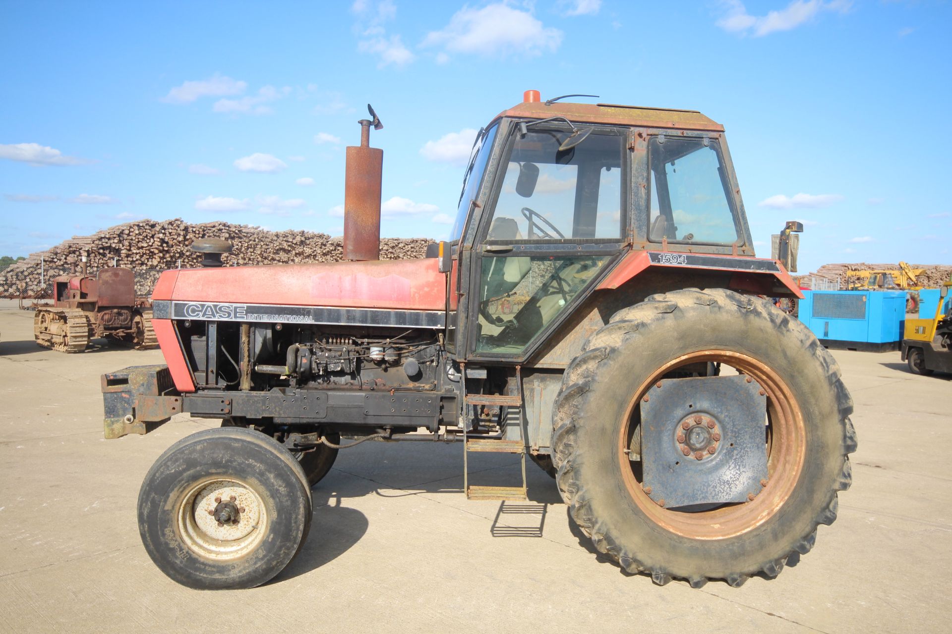 Case International 1594 2WD tractor. Registration D855 DDX. Date of first registration 06/05/1987. - Image 2 of 76