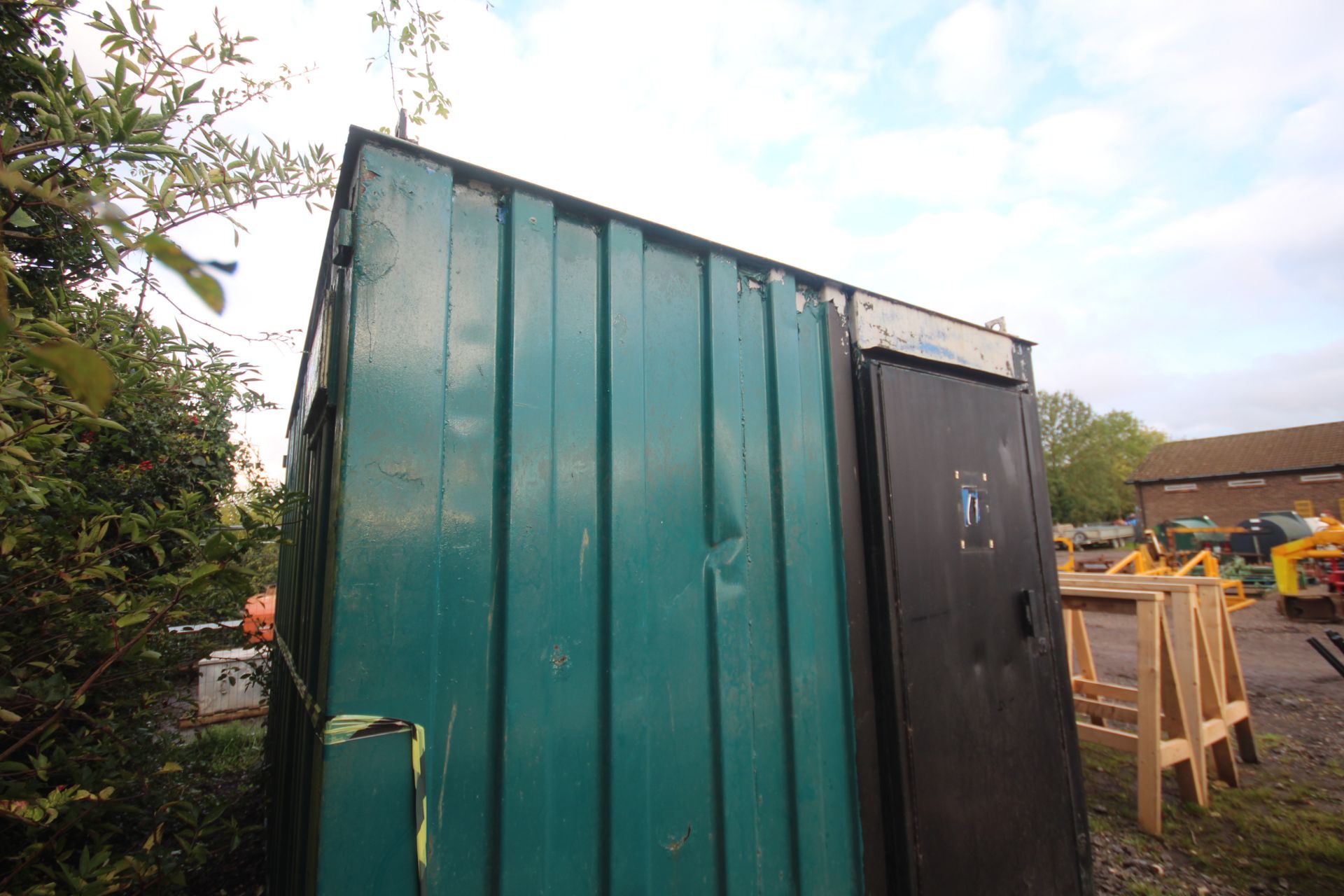 Fully fitted container toilet block. Single ladies and 2+1 gents. Recently removed. V - Image 2 of 17