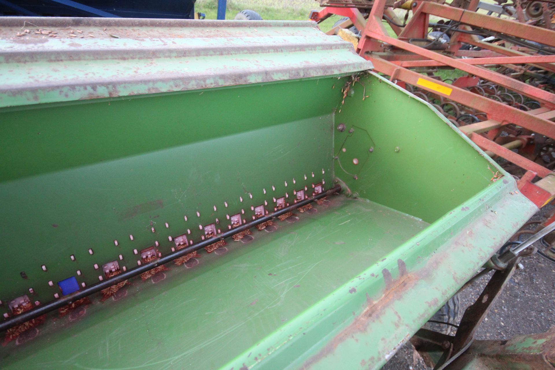 Amazone D8 Super 3m Suffolk Coulter drill. - Image 27 of 28