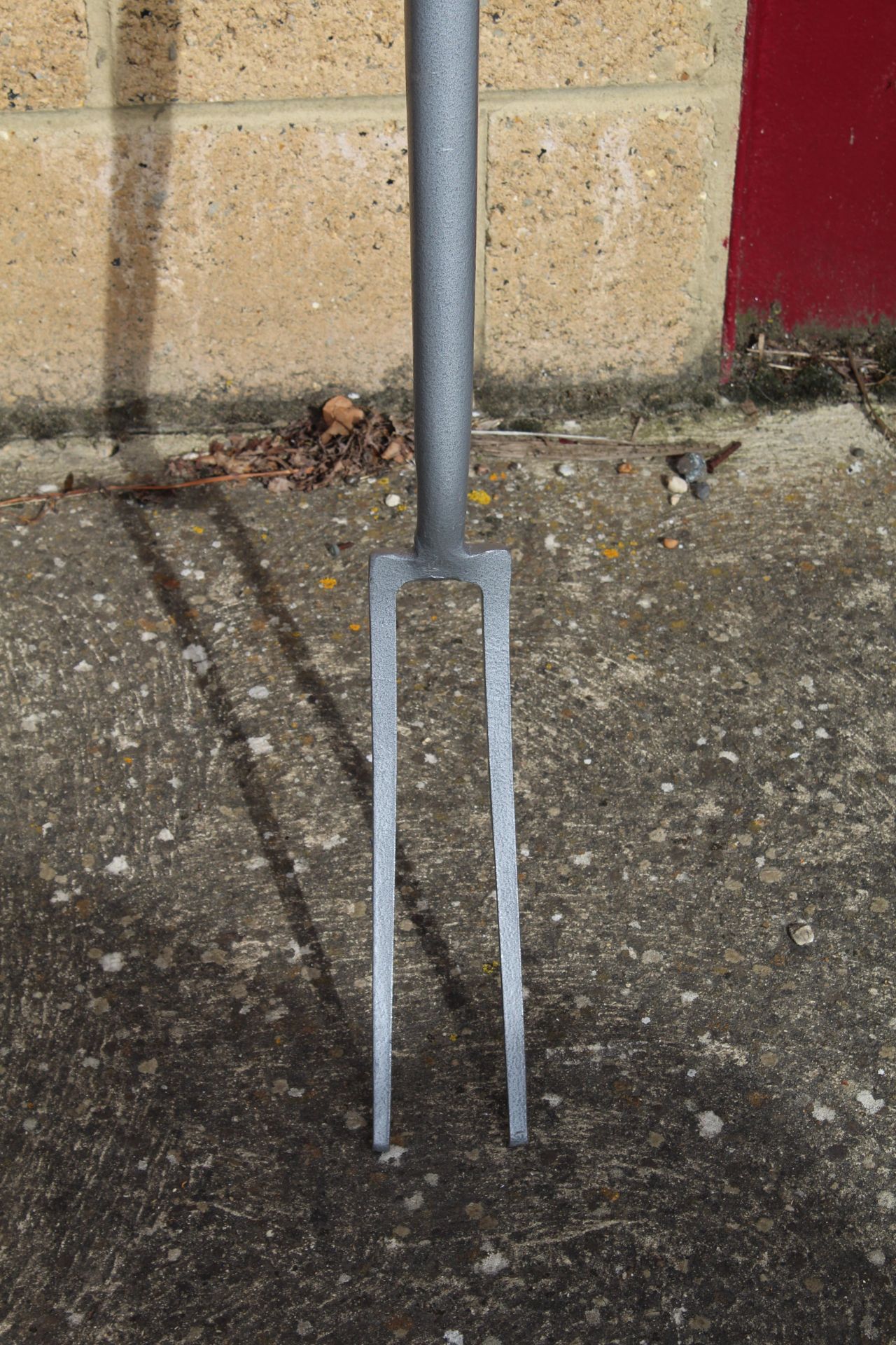 2x Prong fencing fork. V - Image 2 of 3