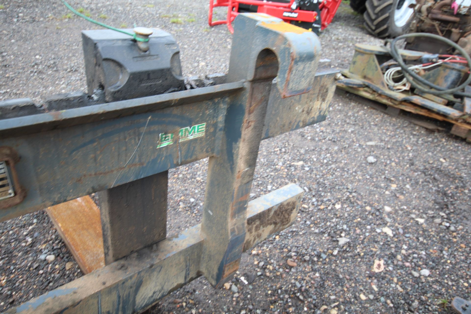 Large set of heavy-duty pallet tines. Merlo brackets. V - Image 10 of 12