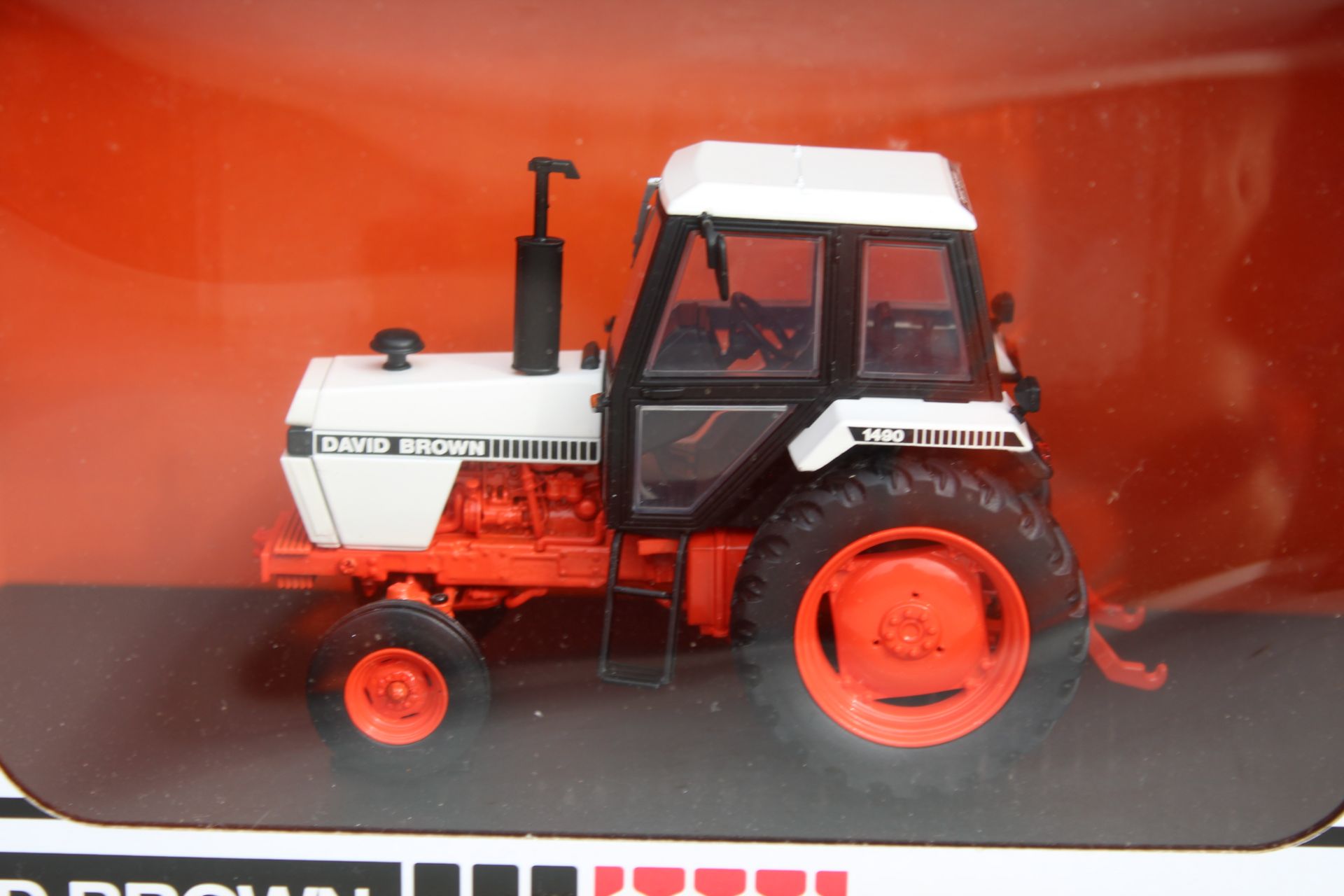 UH David Brown 1490 2wd Tractor 1/32. V - Image 2 of 2