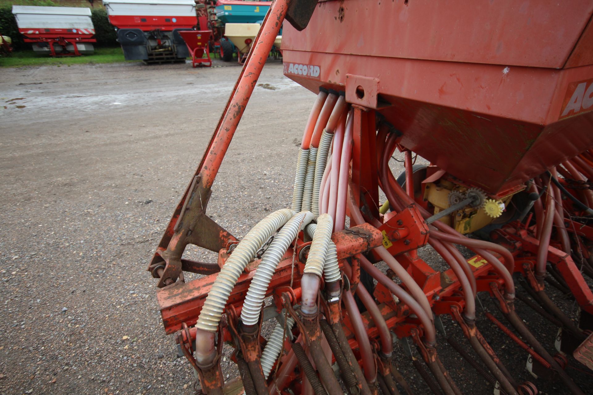 Accord Pneumatic DL 4M mounted Suffolk coulter drill. - Image 22 of 28