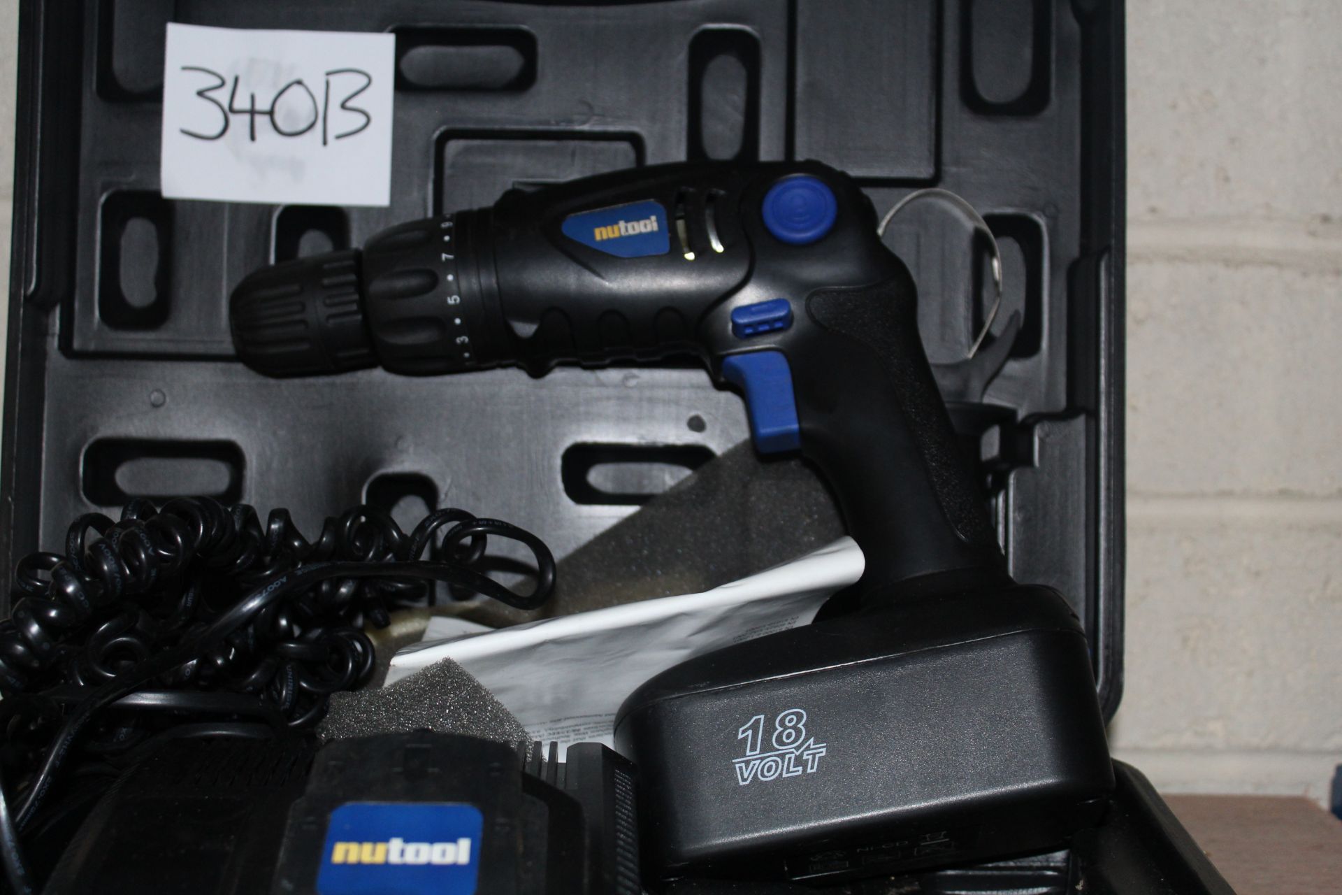 Nutool 18V cordless drill. With battery and charge - Image 2 of 3