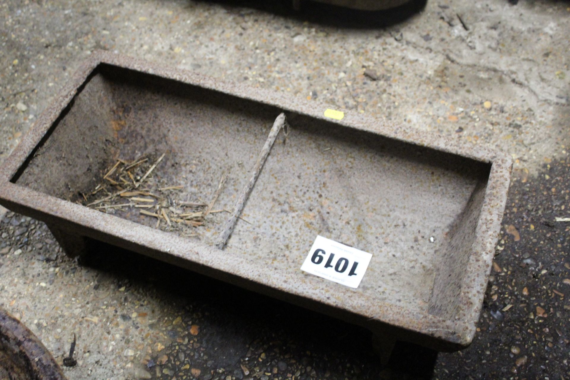 Small cast iron trough. - Image 2 of 2