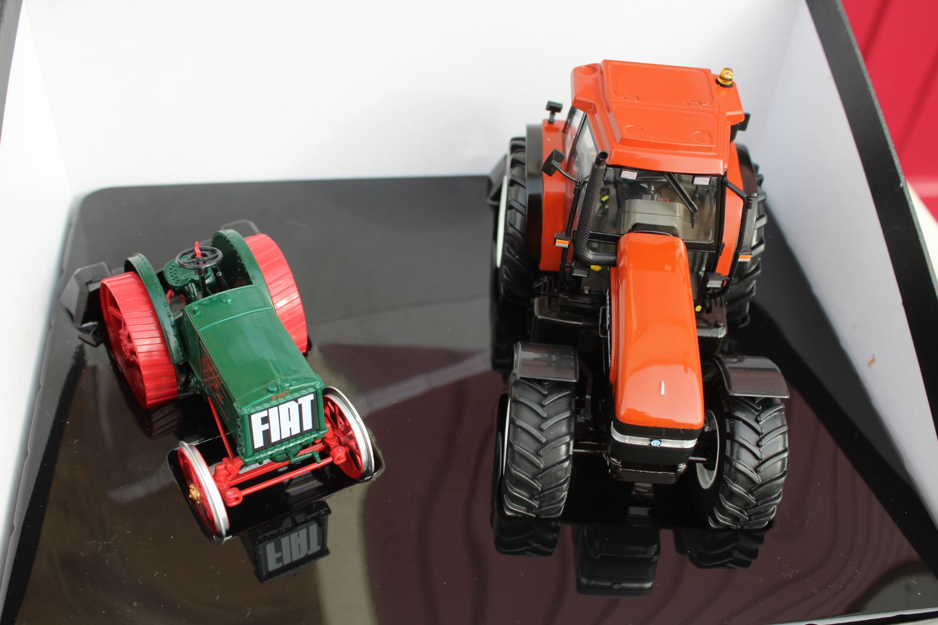 Repliagri NH M160 & Fiat 702 Centenario Box Set- Limited Edition 1/32. V - Image 2 of 2