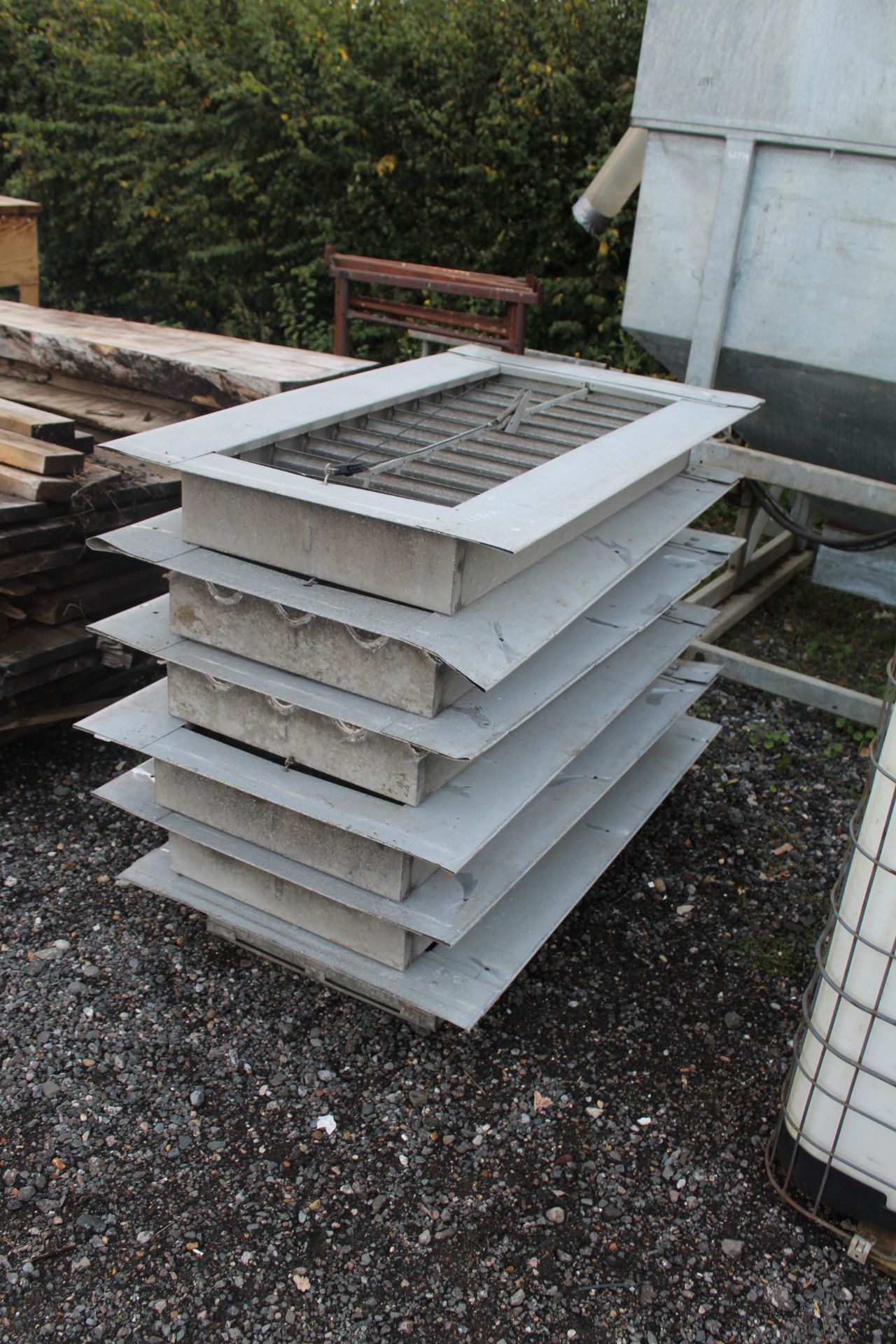 6x louvres for building.