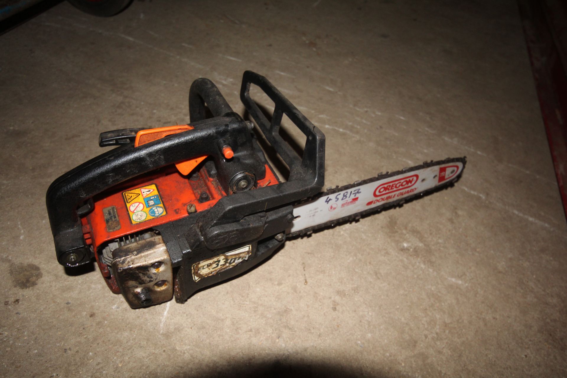 Tanaka top handled chainsaw. - Image 2 of 4