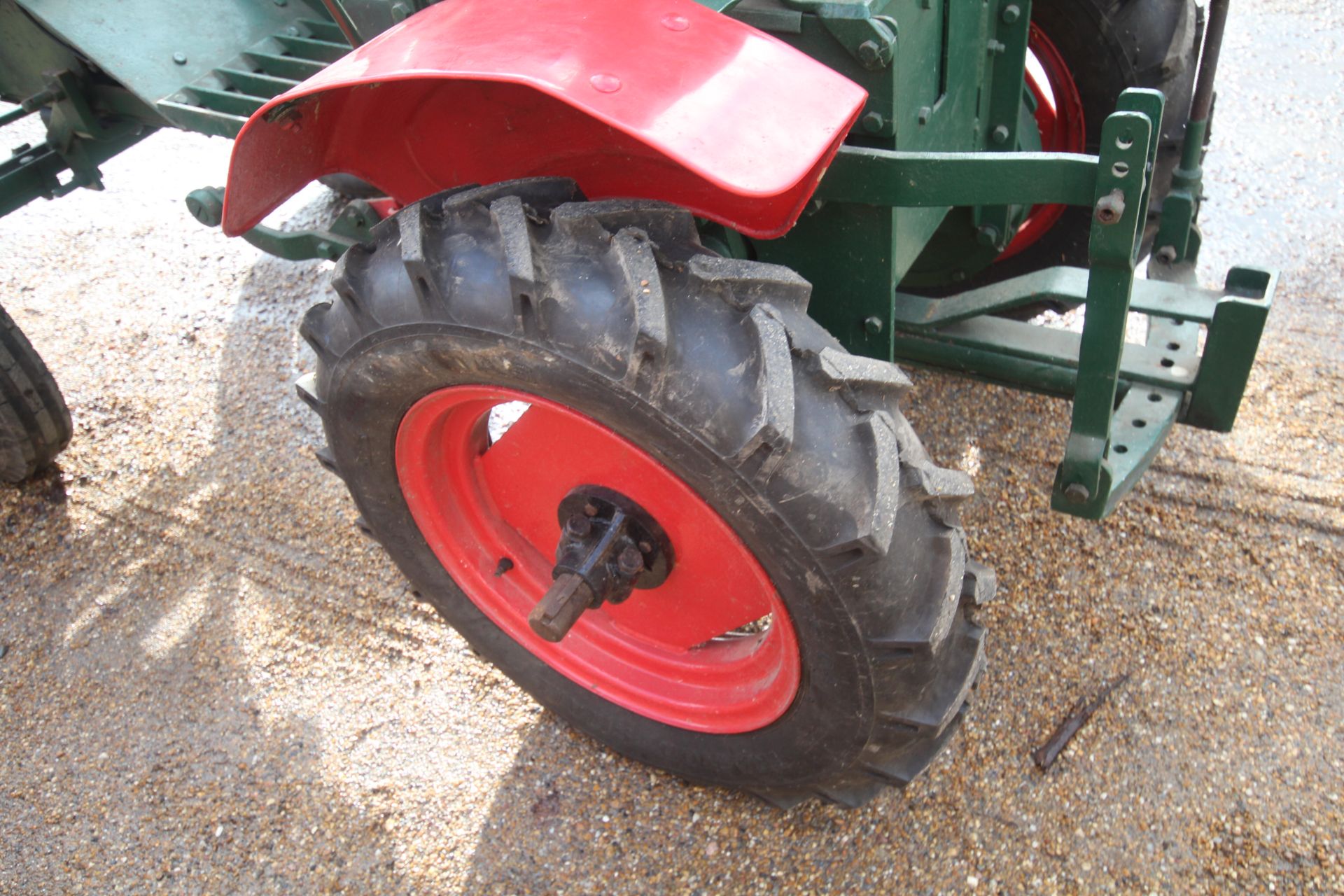 Trusty Steed 2WD horticultural tractor. 1952. Serial number NTS B240. With Norton 600cc petrol - Image 20 of 31