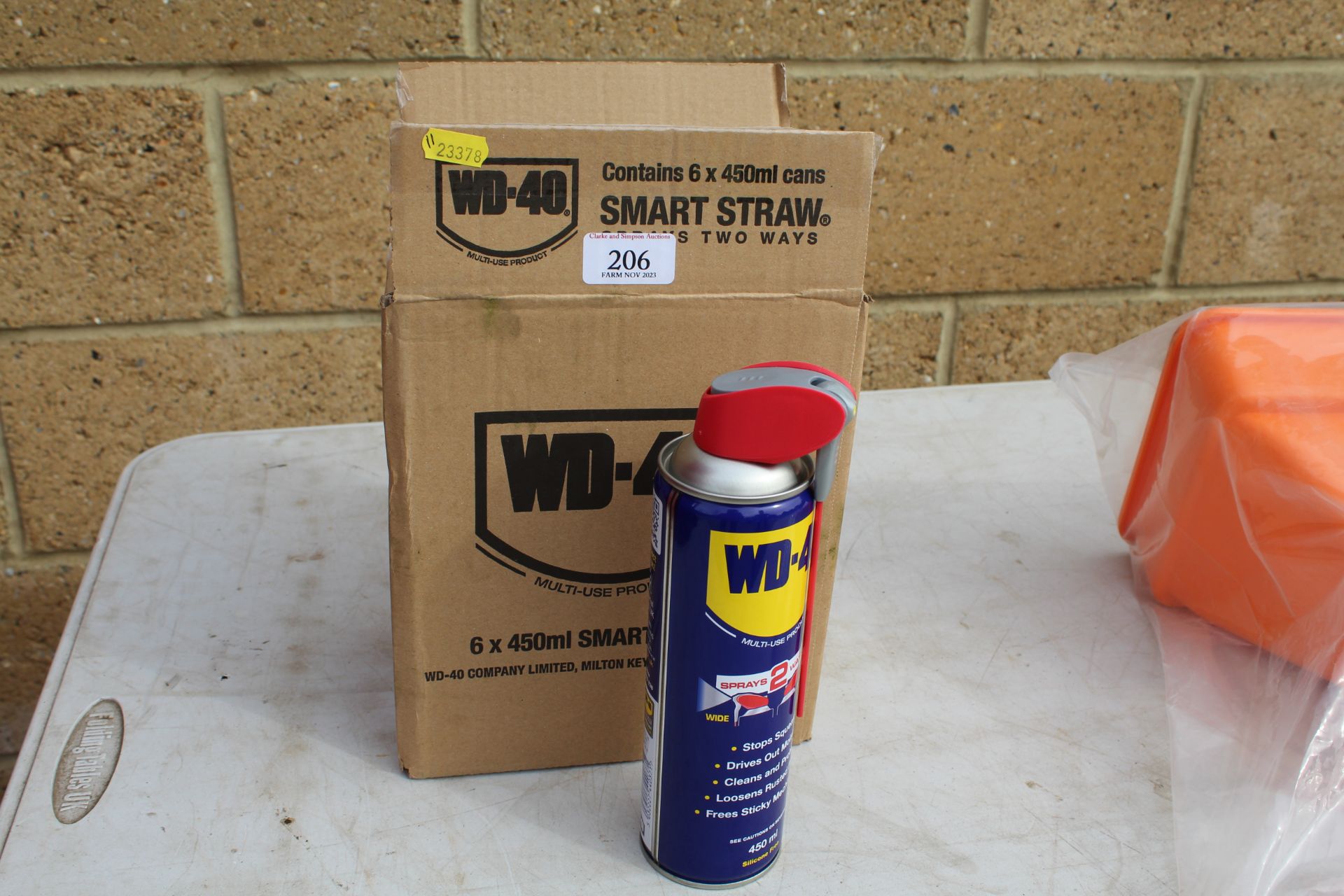 Case of 6 cans of 450ml WD40. V