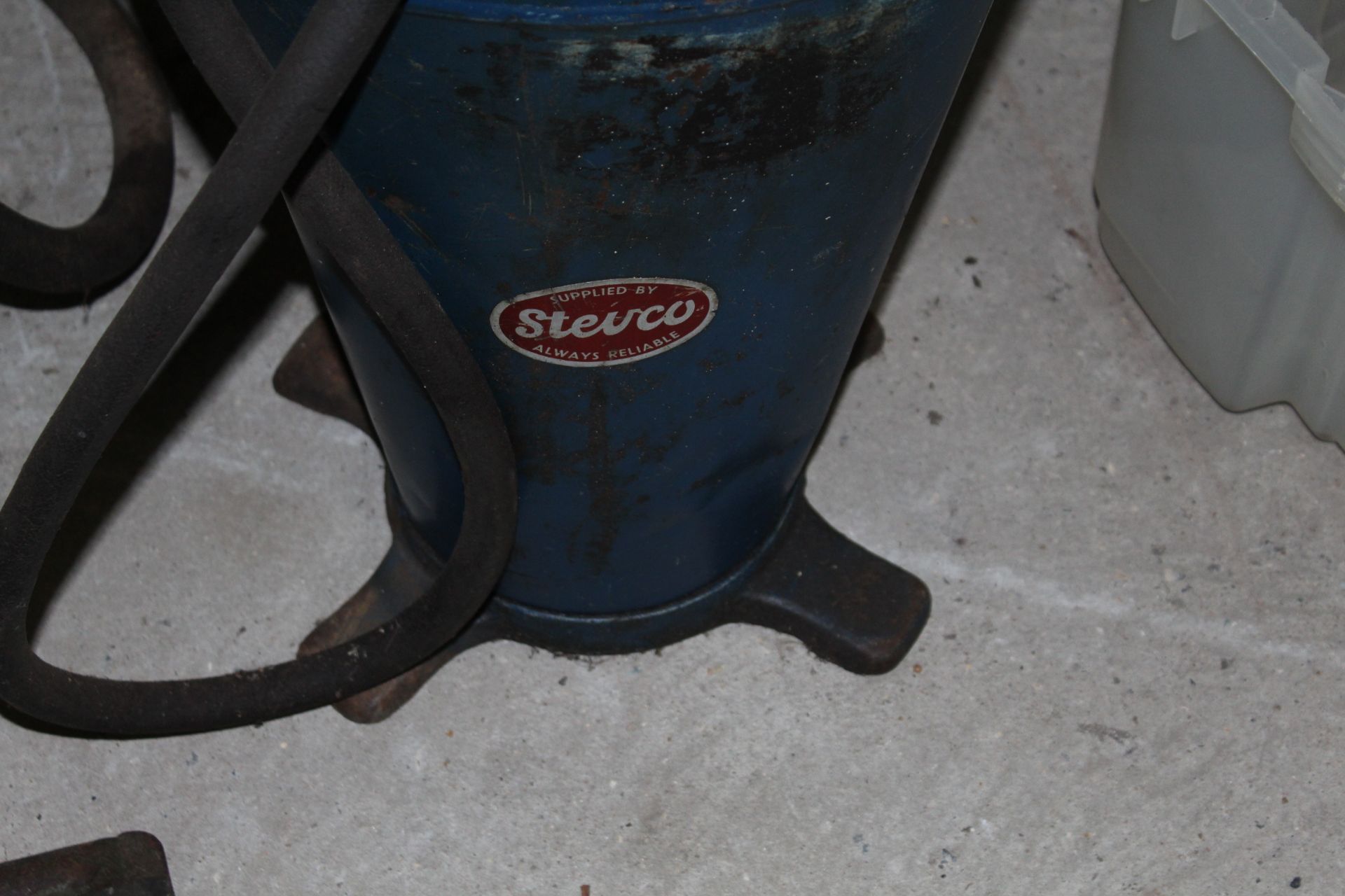 Stevco Gear oil dispenser. - Image 3 of 4