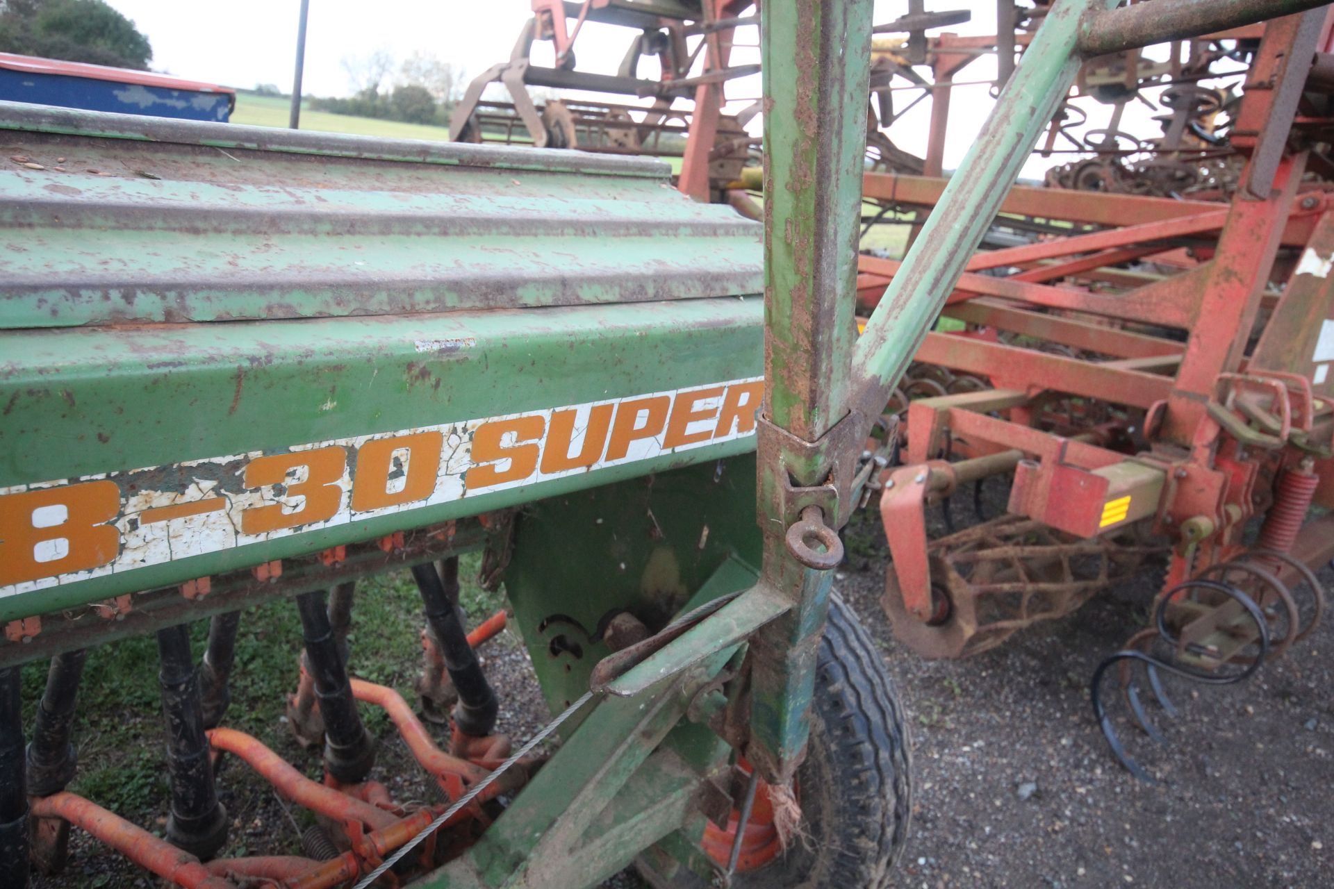 Amazone D8 Super 3m Suffolk Coulter drill. - Image 12 of 28
