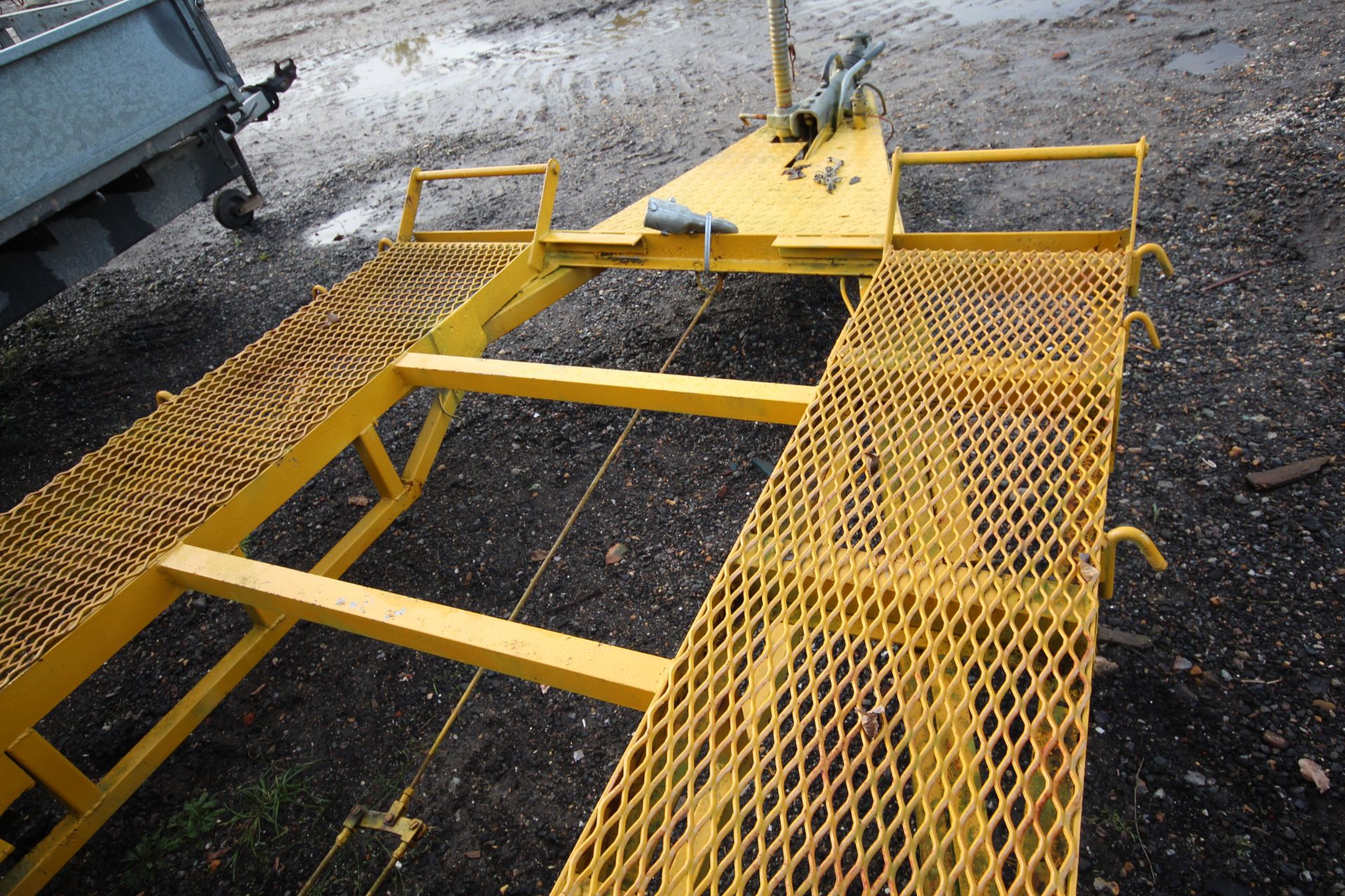 14ft x 6ft twin axle car transporter trailer. With ramps. - Image 8 of 15