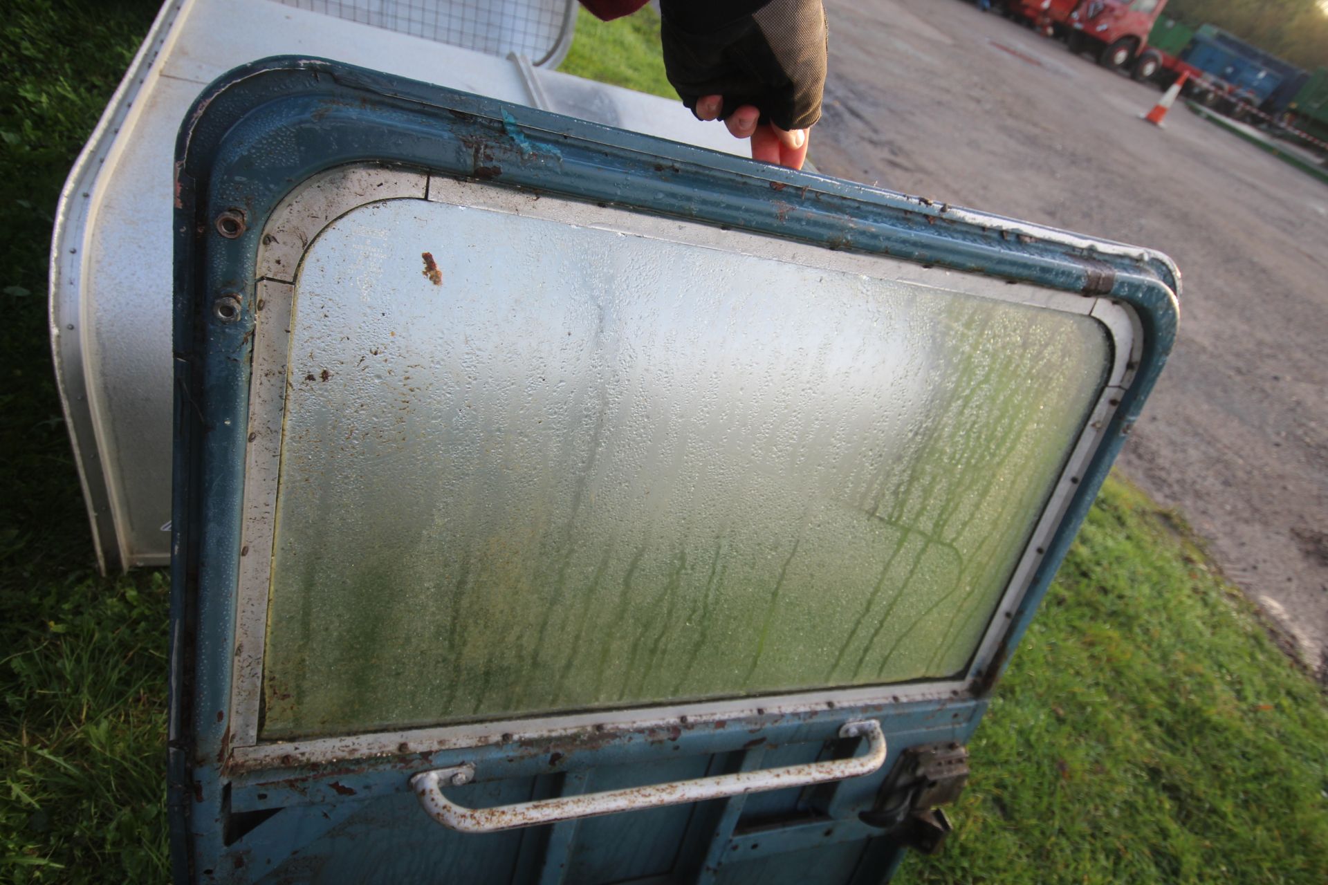 Land Rover Series 2A hard top and rear door. - Image 7 of 8