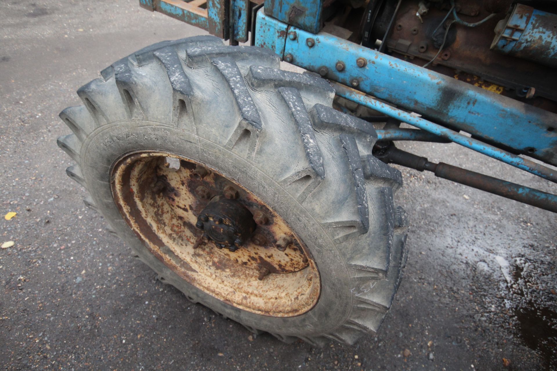 Fordson Super Major Roadless 4WD tractor. Axle serial number 1049. In current ownership for 25 - Image 30 of 44