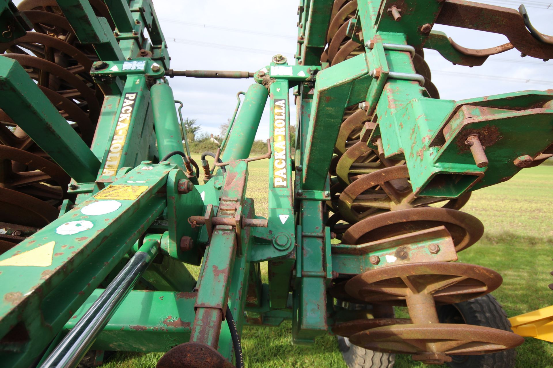 Cousins 5.6m hydraulic folding double press. With leading tines. V - Image 12 of 34