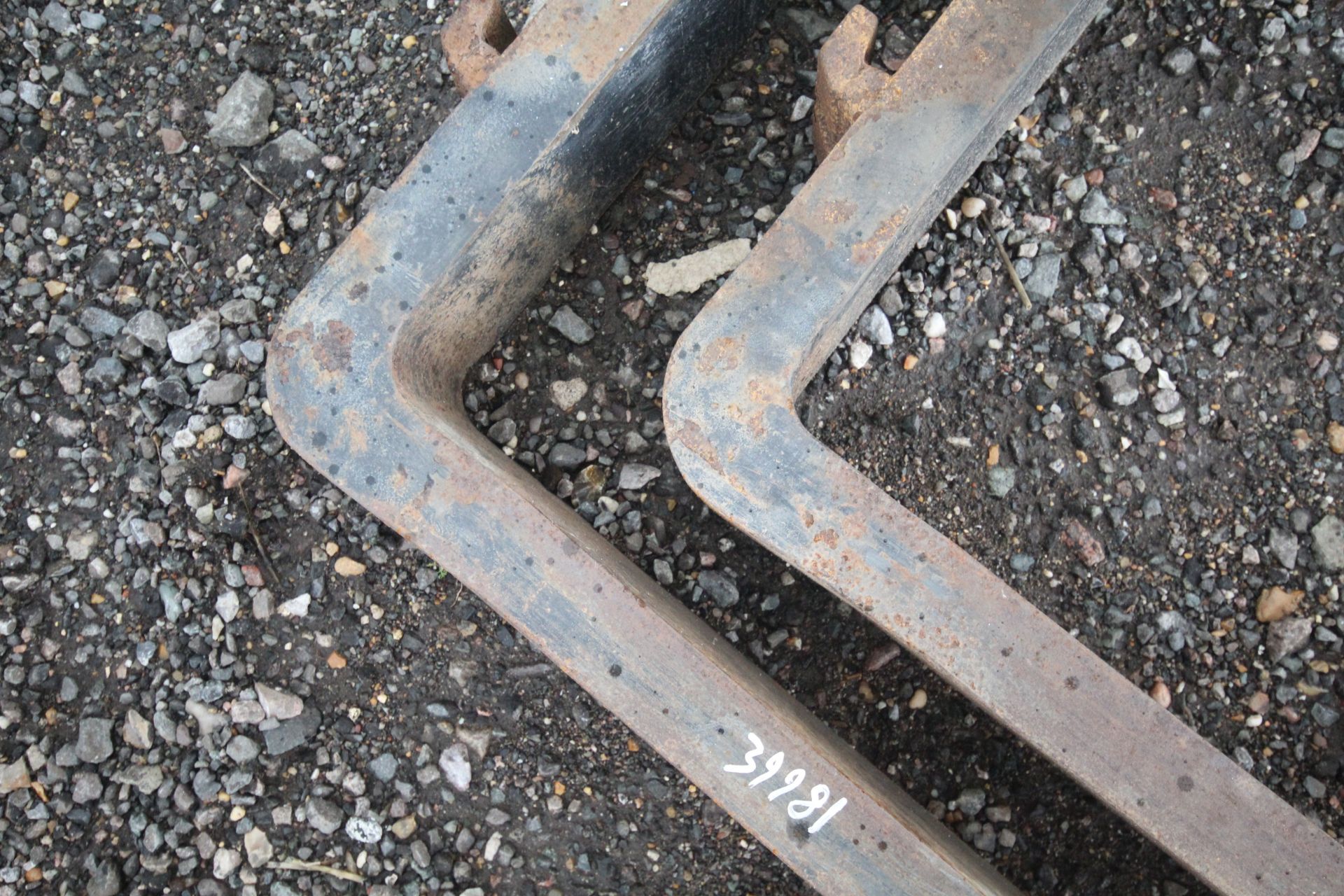 Pair of pallet tines. V - Image 4 of 7