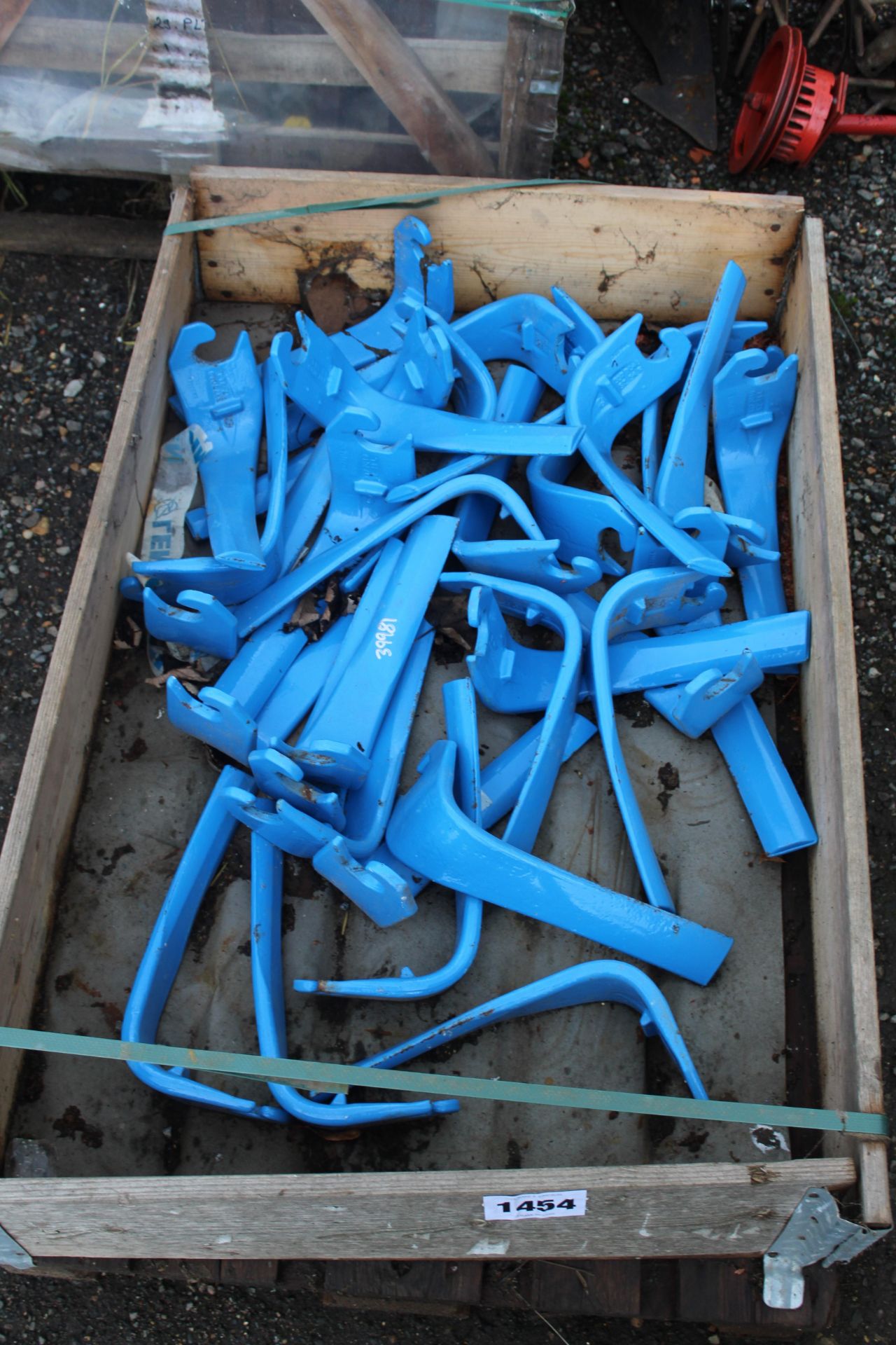 Quantity of unused Lemken quick fit power harrow t