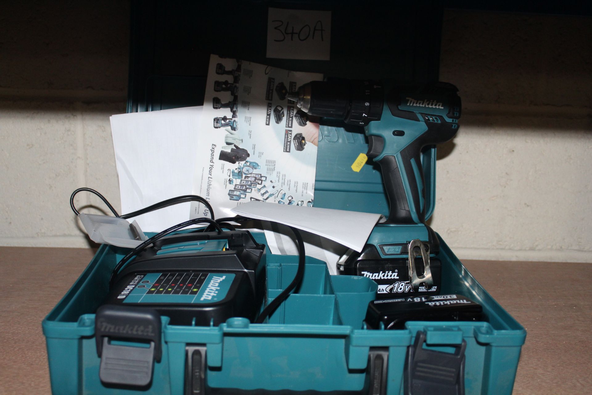 Unused Makita LXT 18V cordless drill. 2017. With t