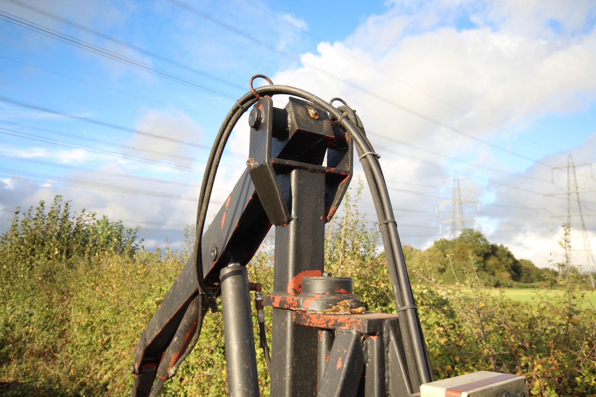 Twin axle trailer. Fitted with HIAB crane. - Image 10 of 20