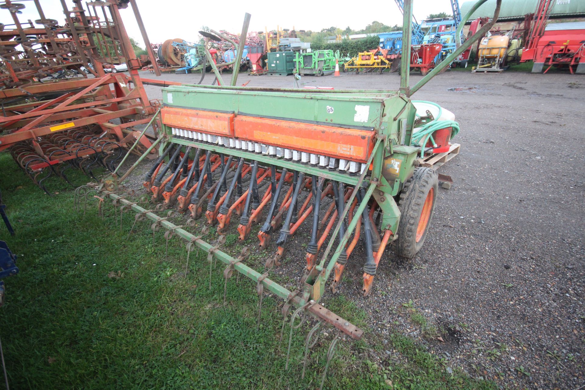 Amazone D8 Super 3m Suffolk Coulter drill. - Image 3 of 28