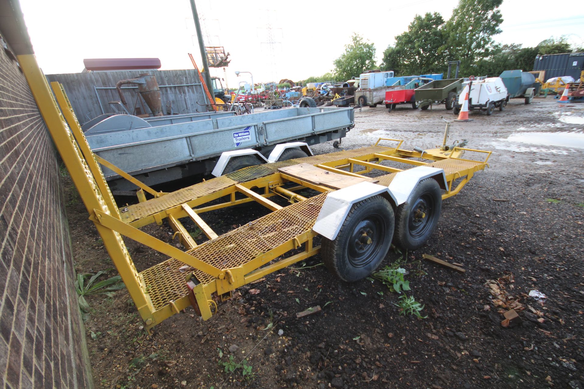 14ft x 6ft twin axle car transporter trailer. With ramps. - Image 4 of 15