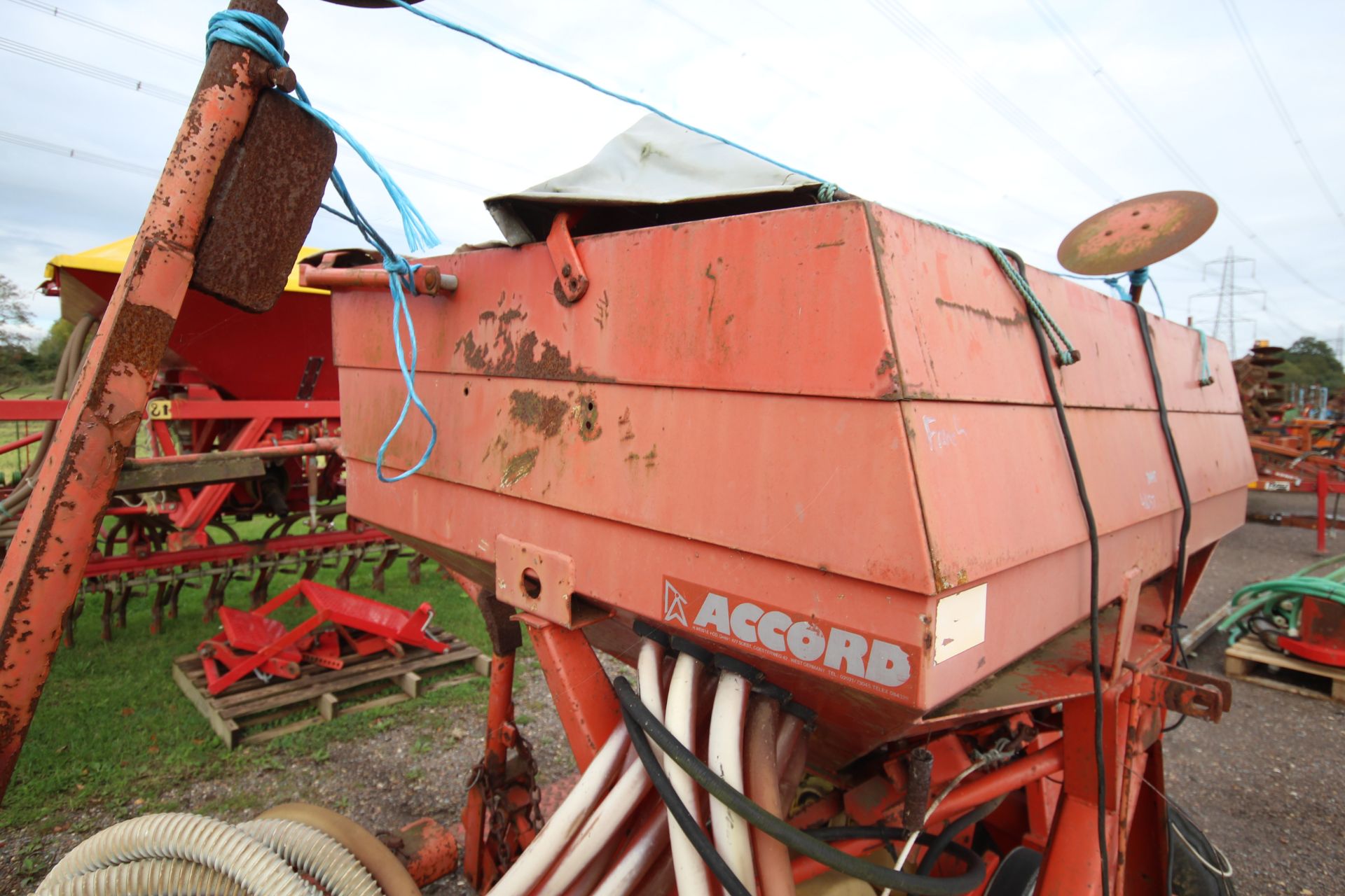 Accord Pneumatic DL 4M mounted Suffolk coulter drill. - Image 12 of 28