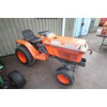 Kubota B1550 4WD 18HP hydrostatic compact tractor.